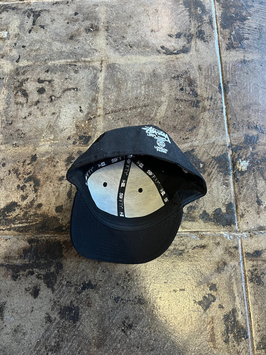 STUSSY BLACK NEW ERA FITTED HAT 7 1-2