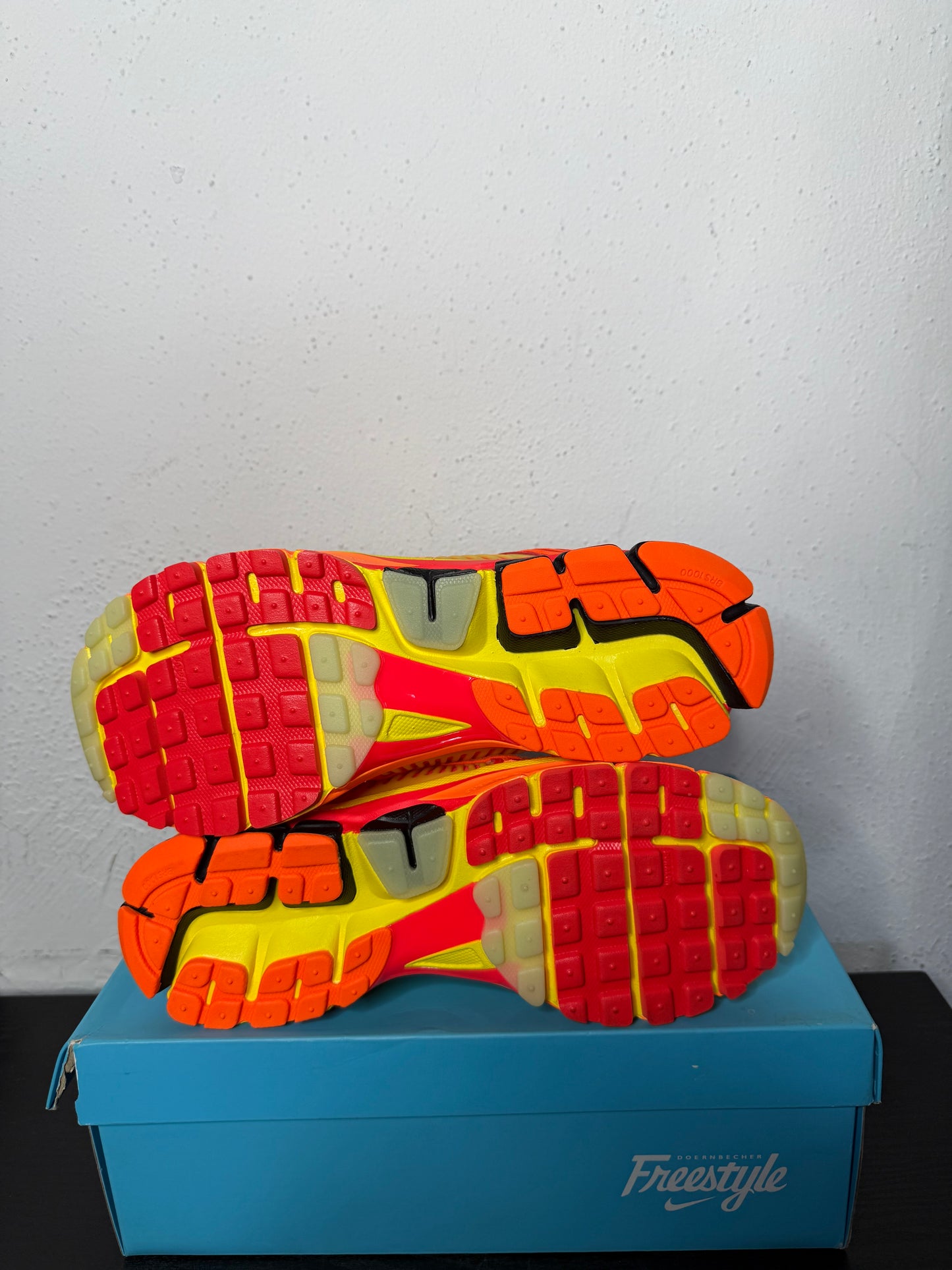 NIKE ZOOM VOMERO 5 DOERNBECHER