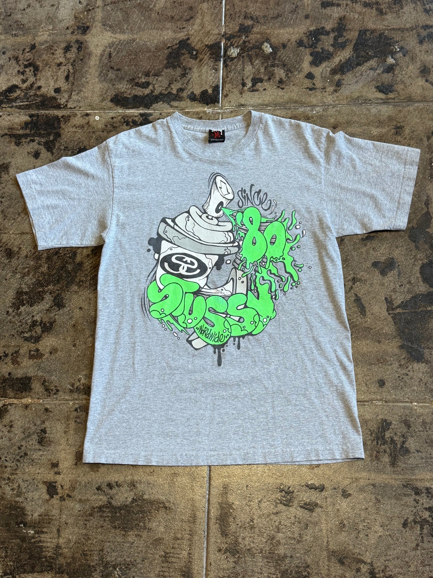 STUSSY GRAFFITI GREY TEE