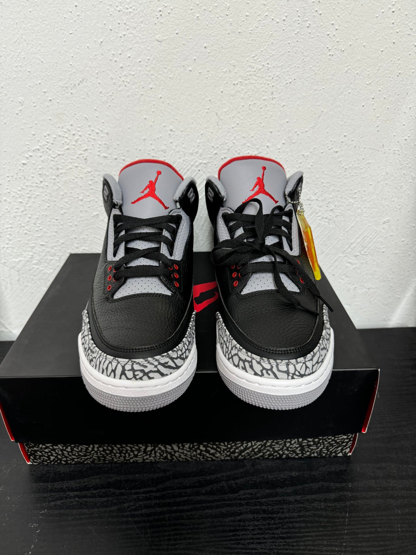 JORDAN 3 BLACK CEMENT (2018)