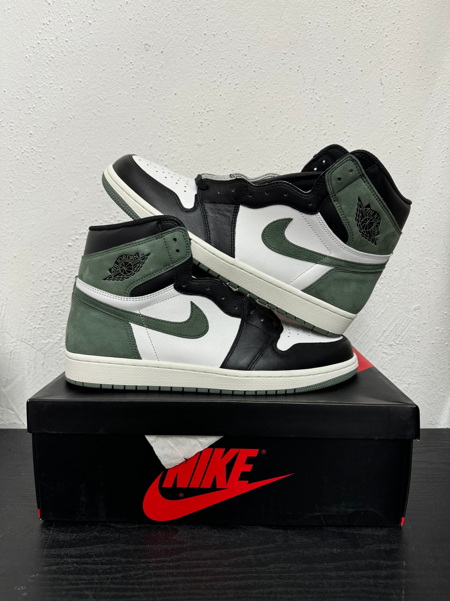 JORDAN 1 HIGH CLAY GREEN