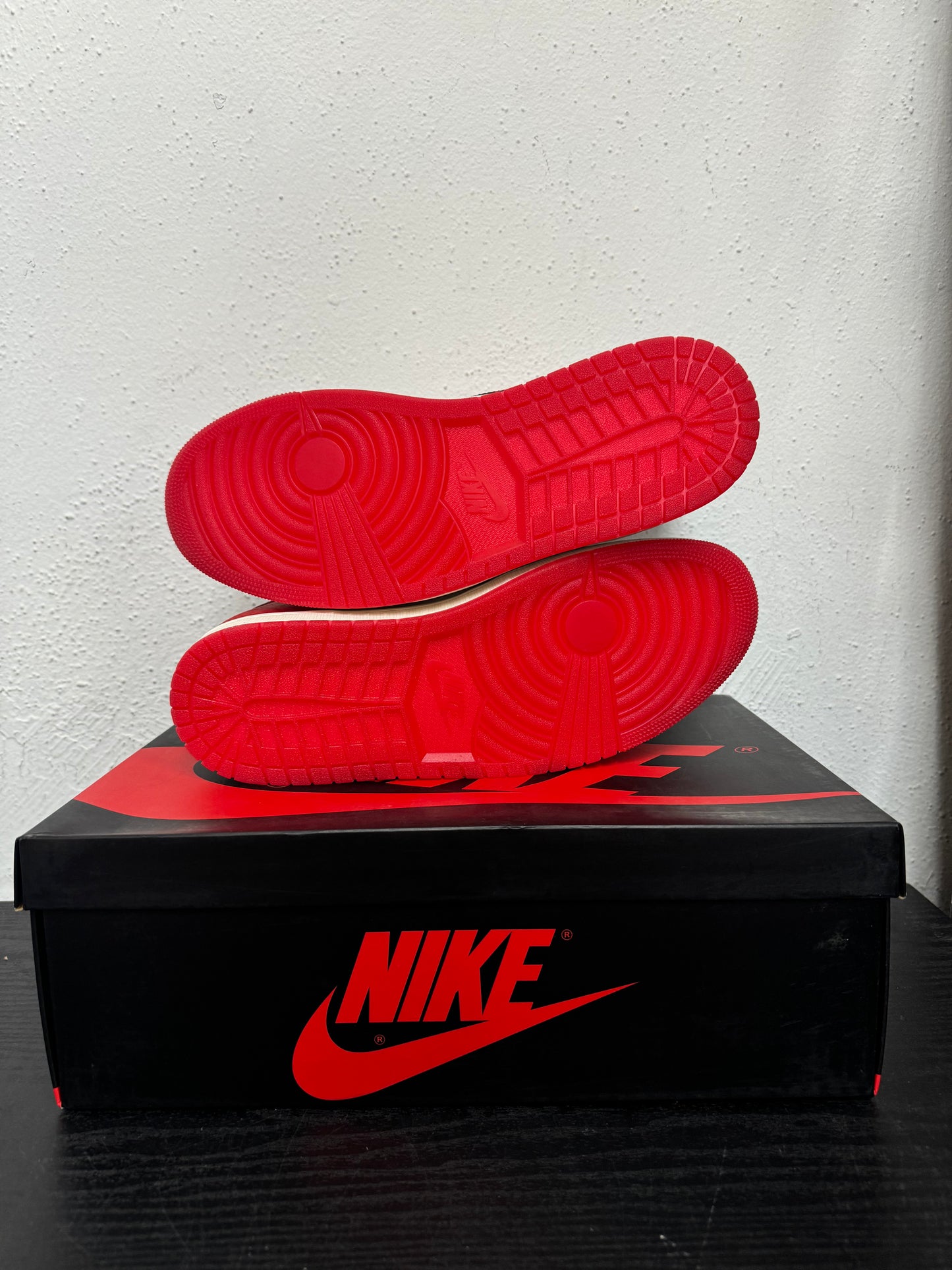 JORDAN 1 SPIDERMAN MAN ACROSS THE SPIDER VERSE