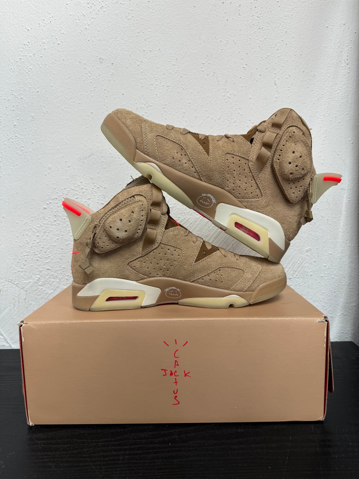 JORDAN 6 TRAVIS BRITISH KHAKI