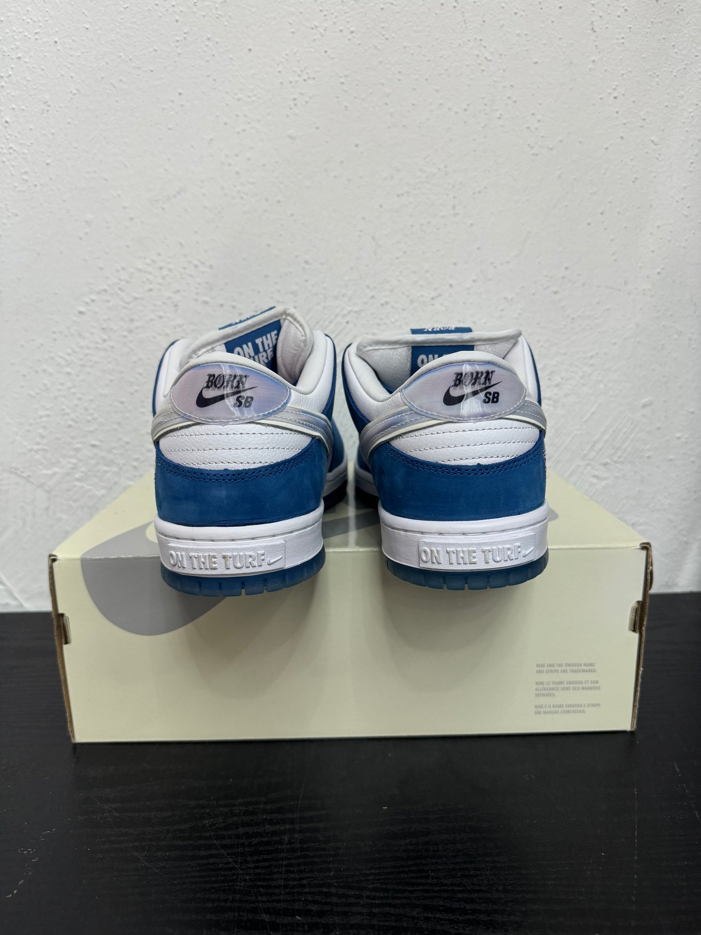 DUNK LOW SB BORN X RAISED