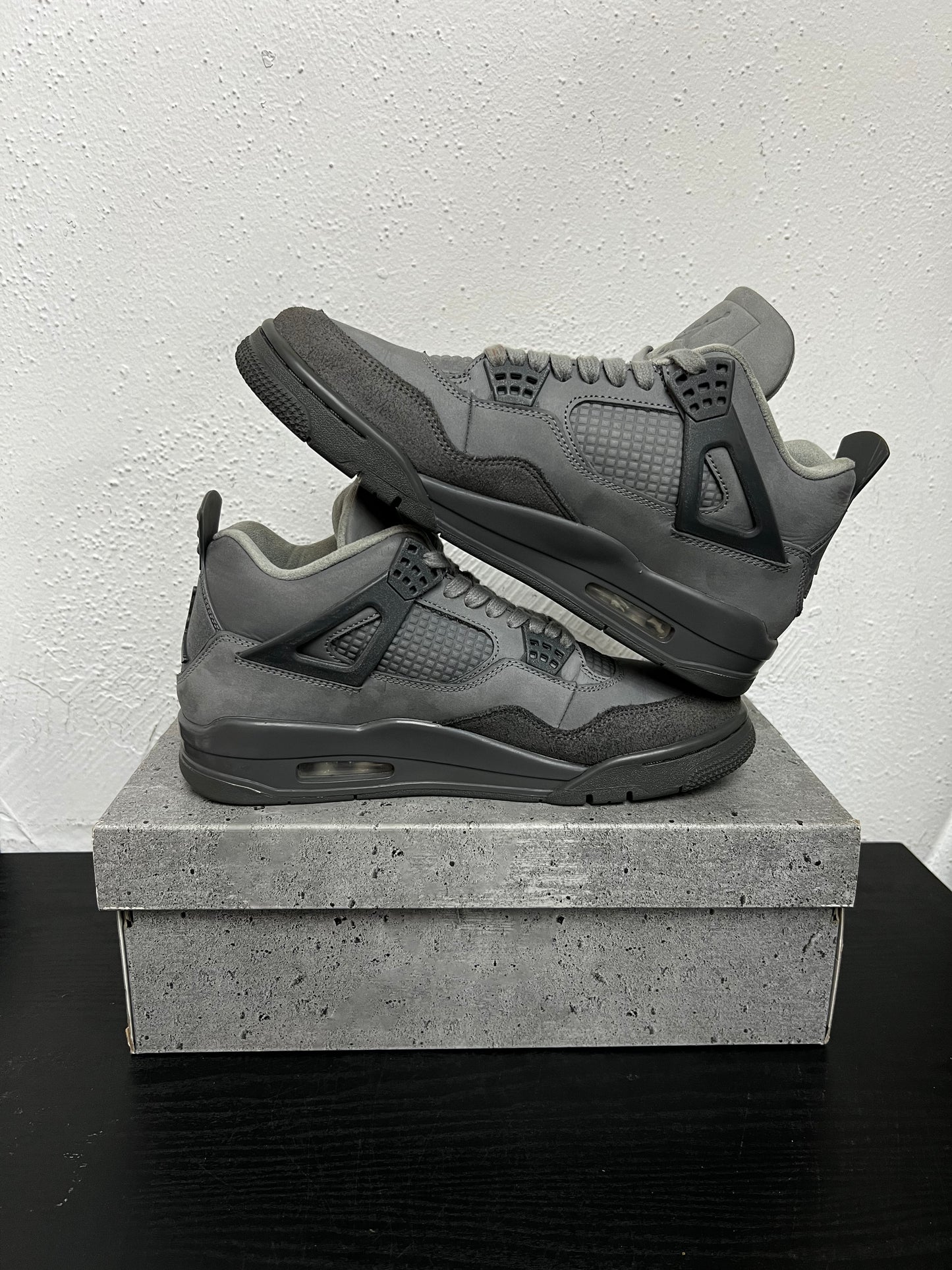 JORDAN 4 WET CEMENT (USED)