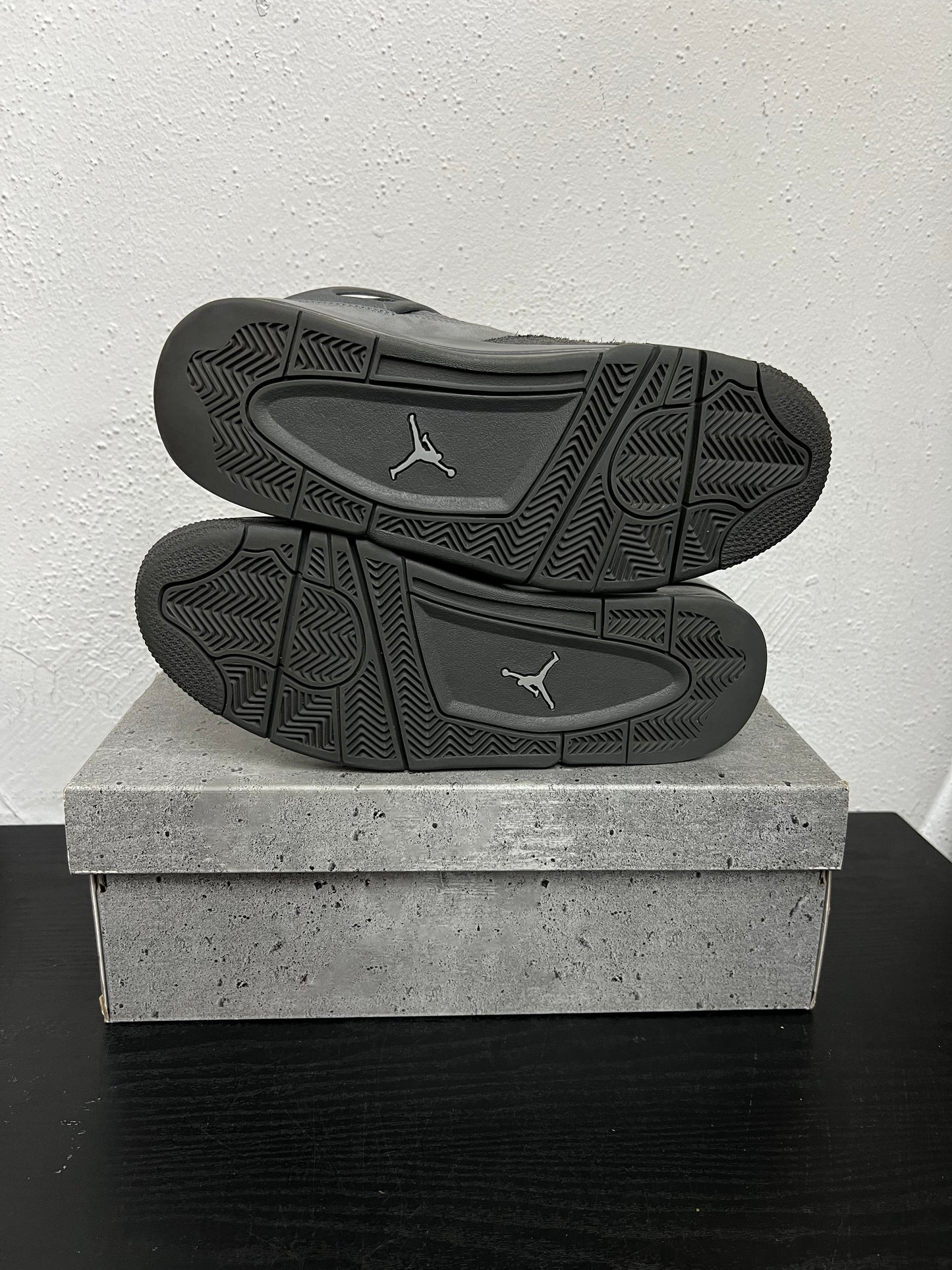 JORDAN 4 WET CEMENT (USED)