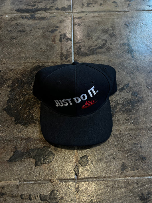 NIKE JUST DO IT SNAPBACK