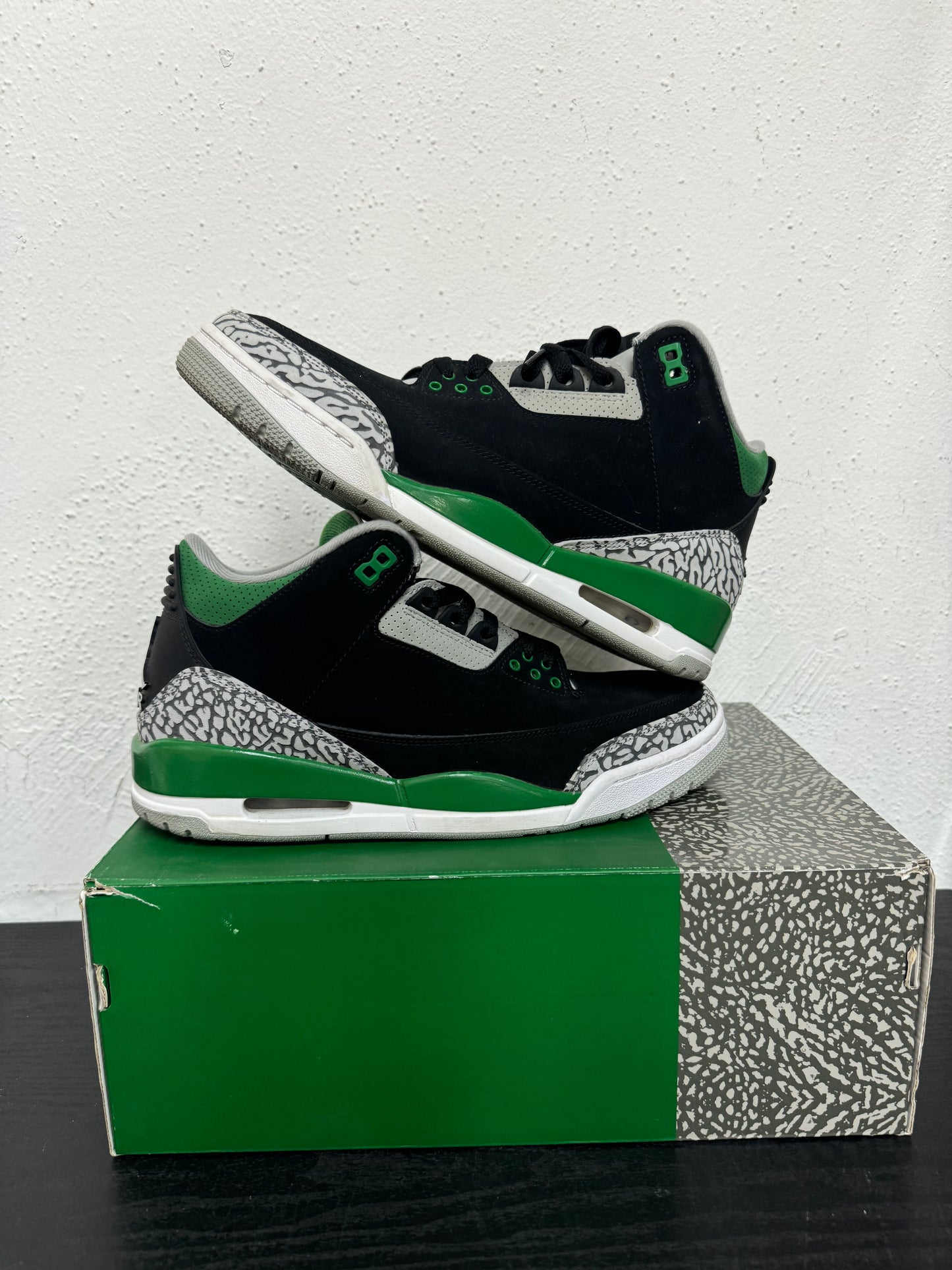 JORDAN 3 PINE GREEN (USED)