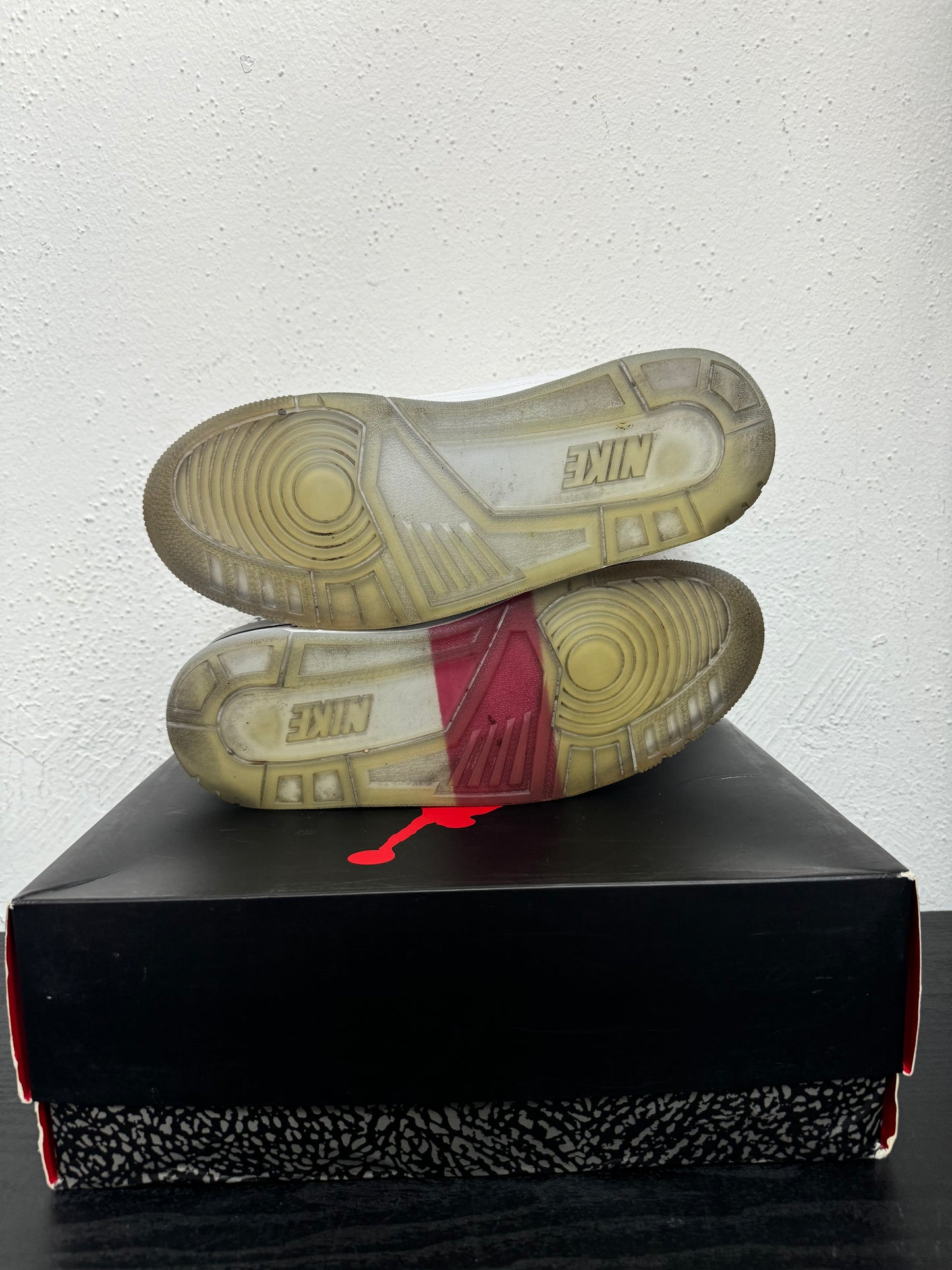 JORDAN 3 FREE THROW LINE (USED)