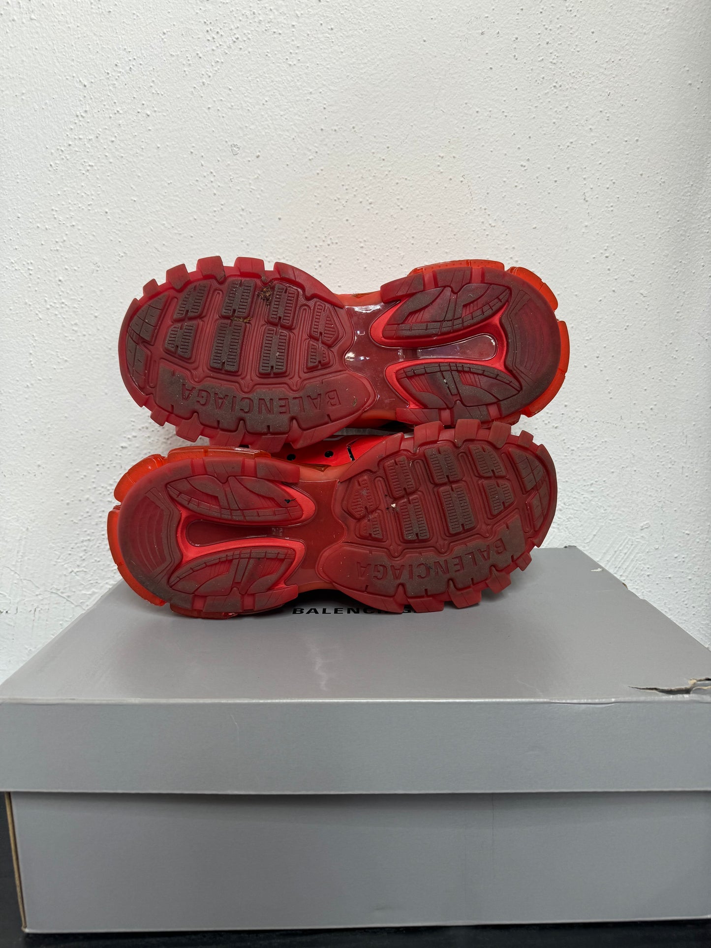 BALENCIAGA TRACK CLEAR RED SOLE (USED)