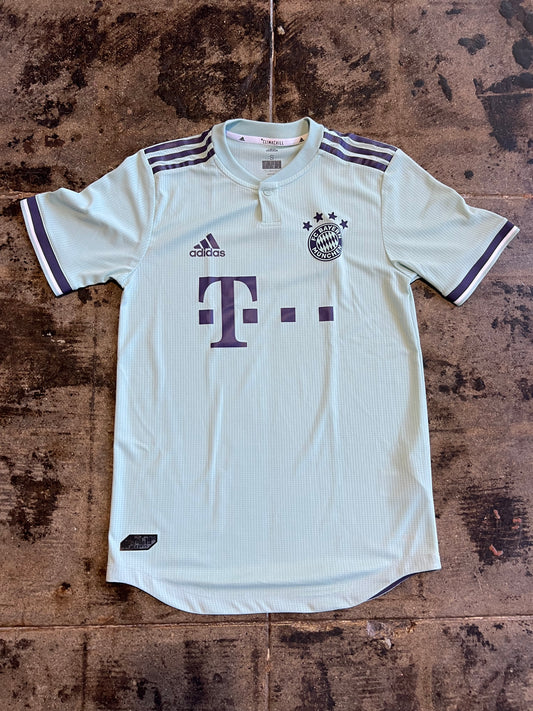 18-19 AWAY FC BAYERN JERSEY