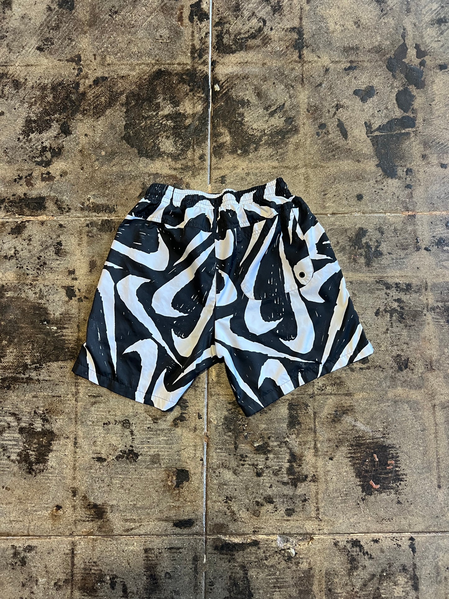 NIKE SHORTS
