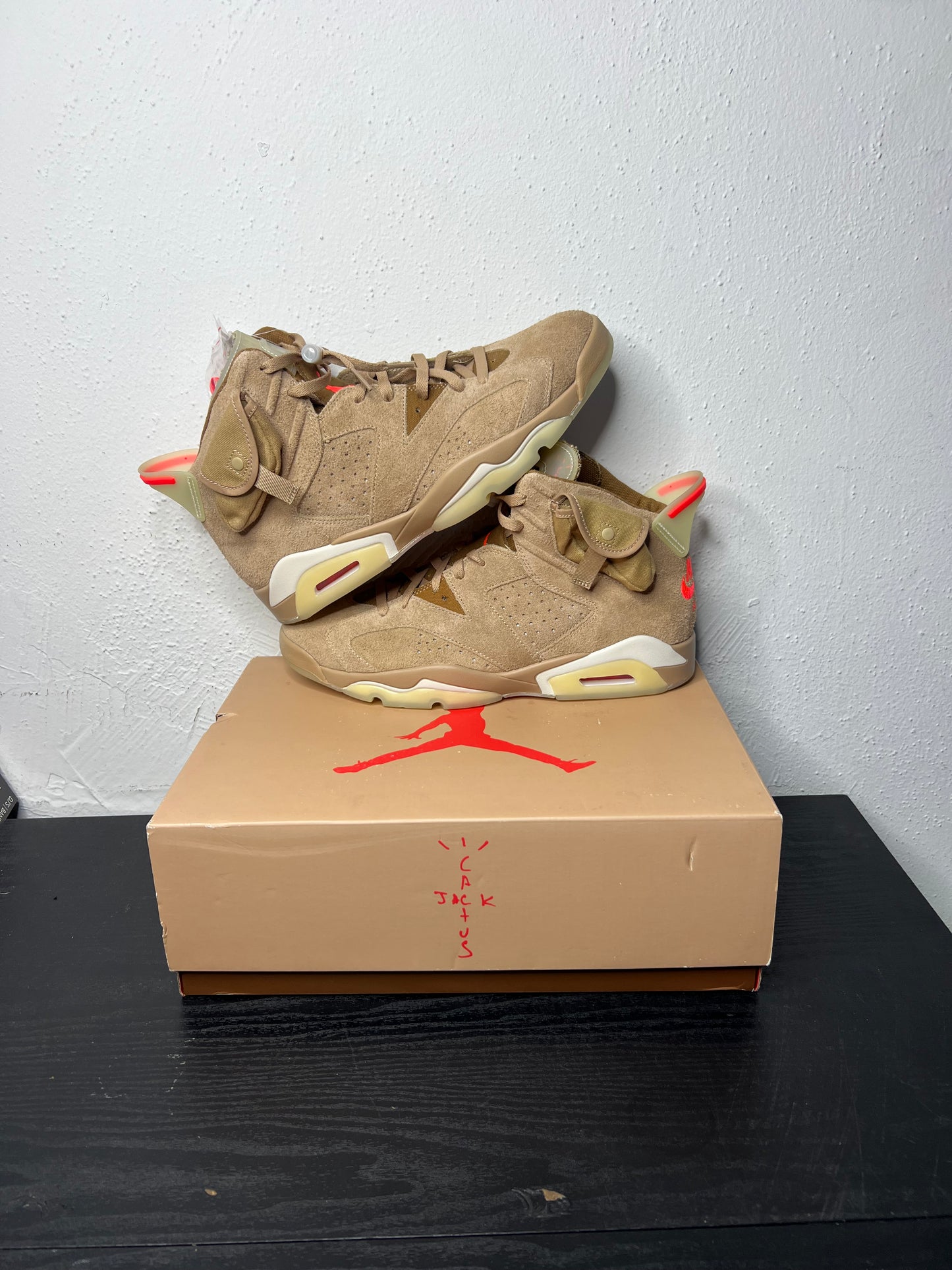 JORDAN 6 TRAVIS BRITISH KHAKI