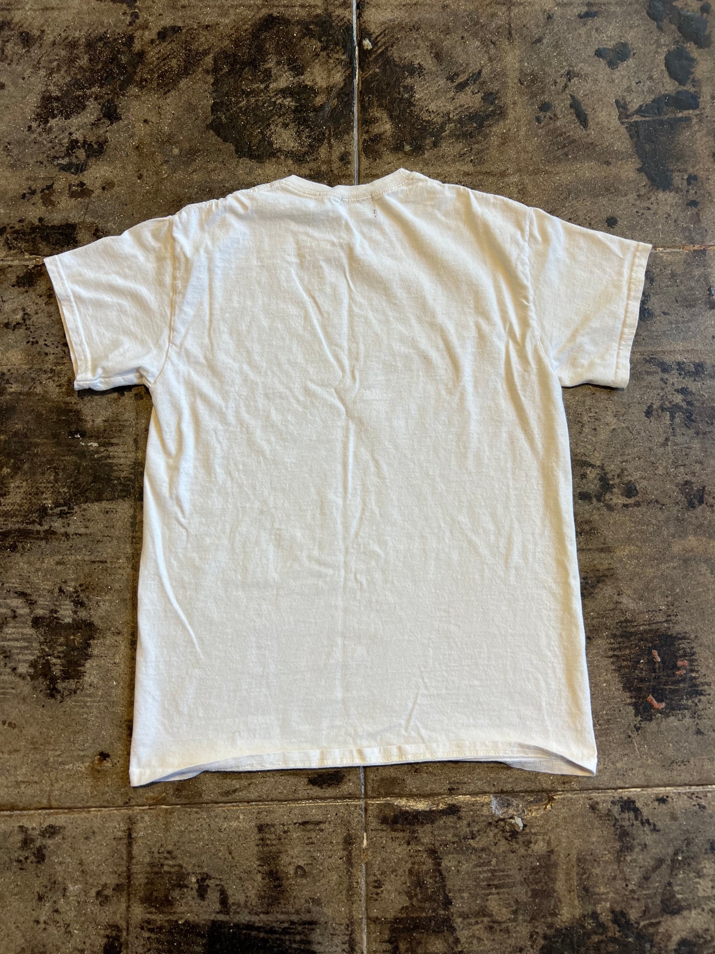 DELIONQUENT TEE