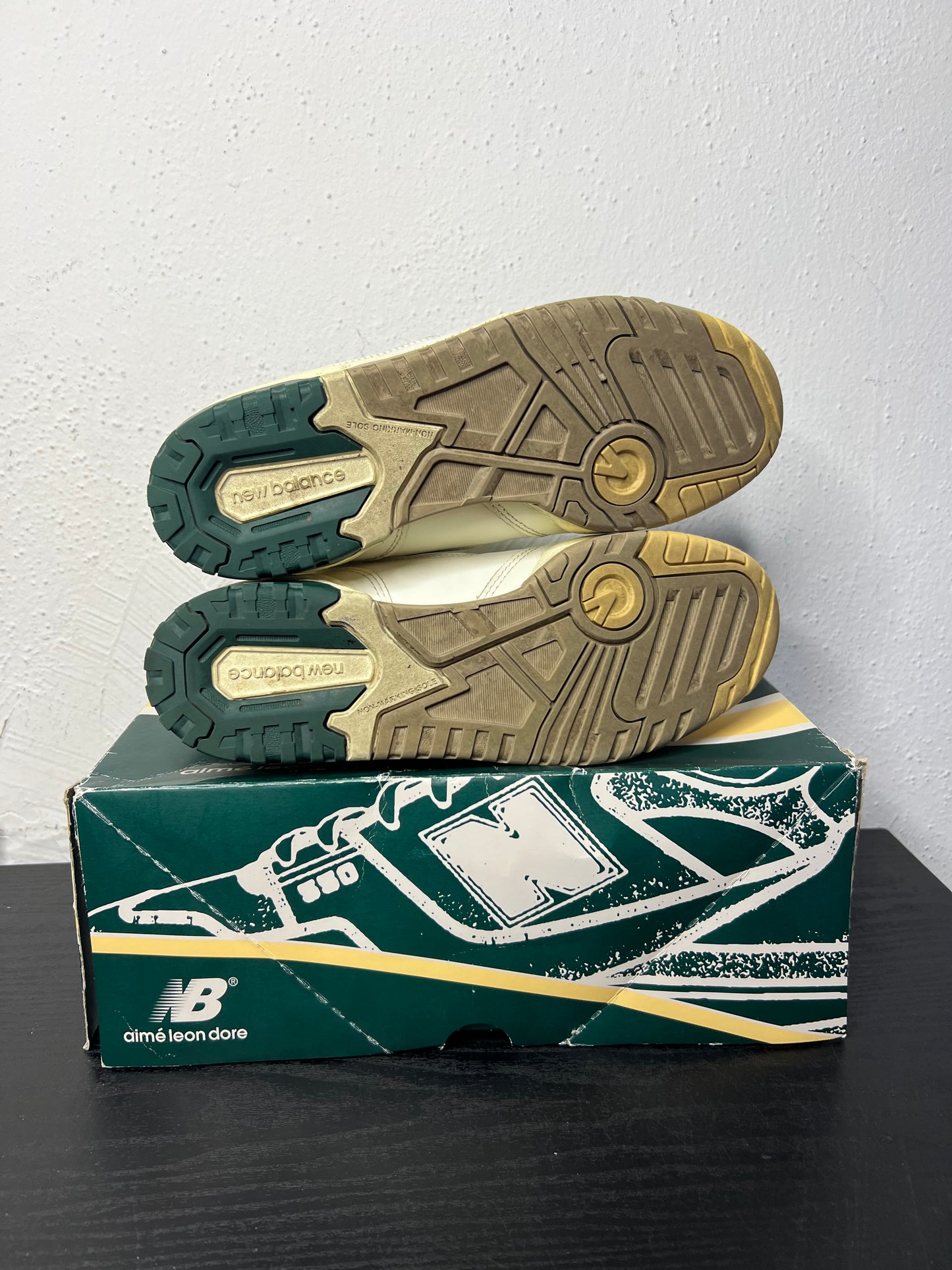 NEW BALANCE 550 ALD NATURAL GREEN (USED)