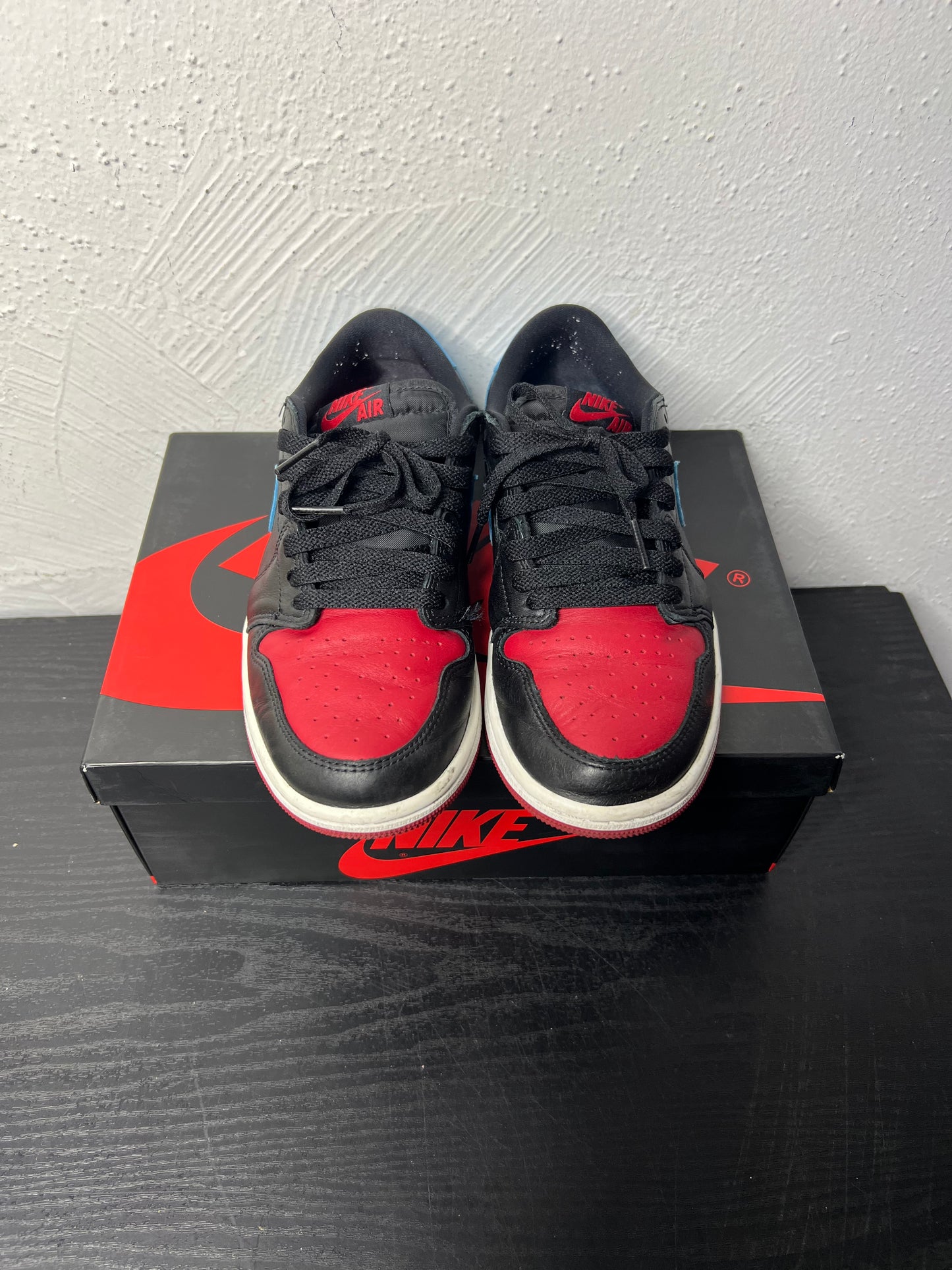 JORDAN 1 LOW NC TO CHI (USED)