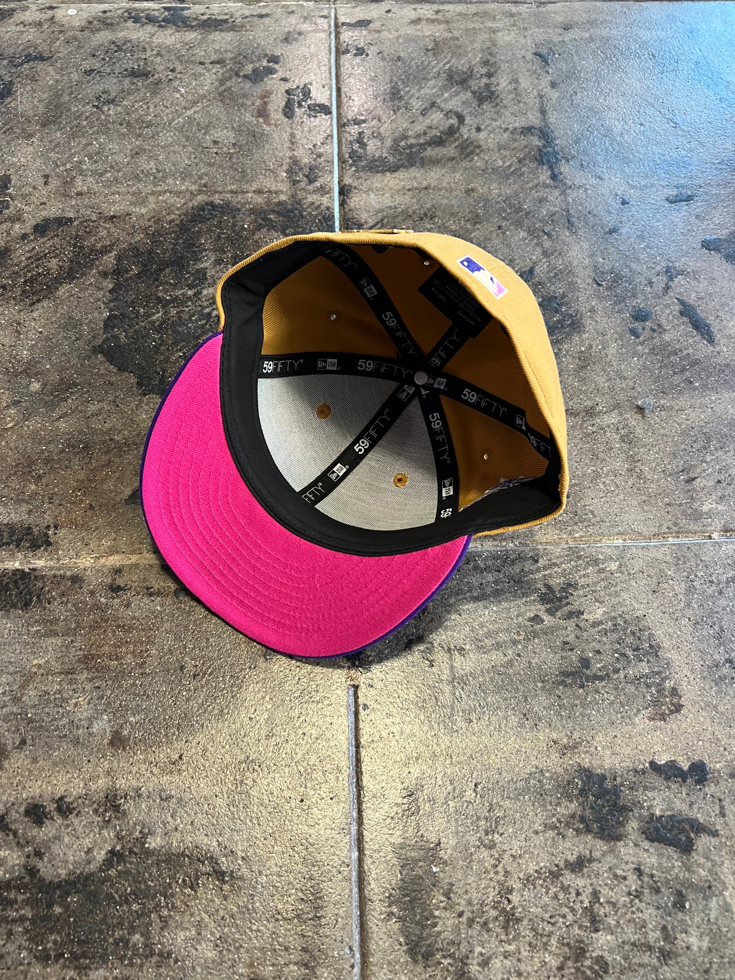 P&J ANGELS FITTED HAT