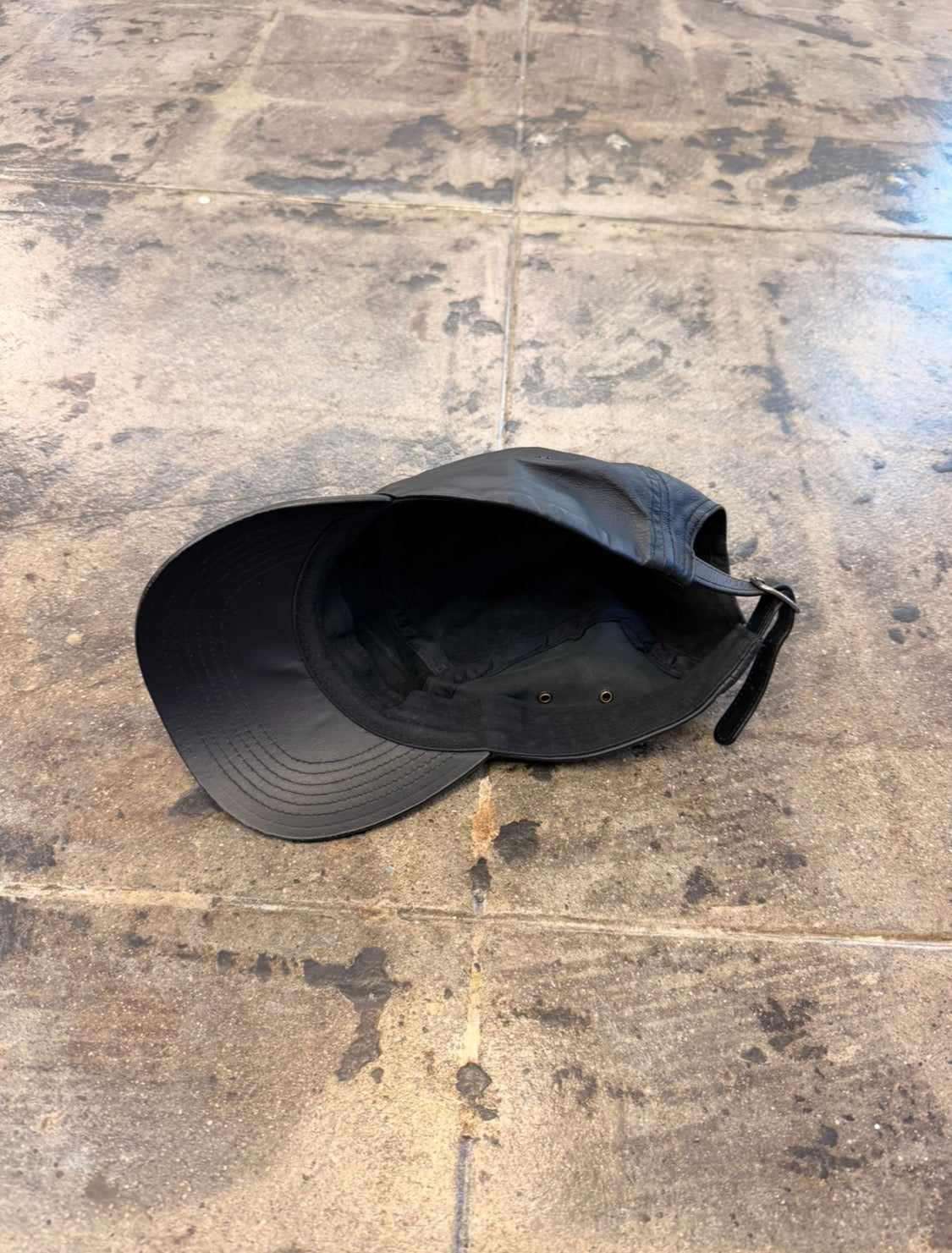 SUPREME BLACK LEATHER CAMP CAP