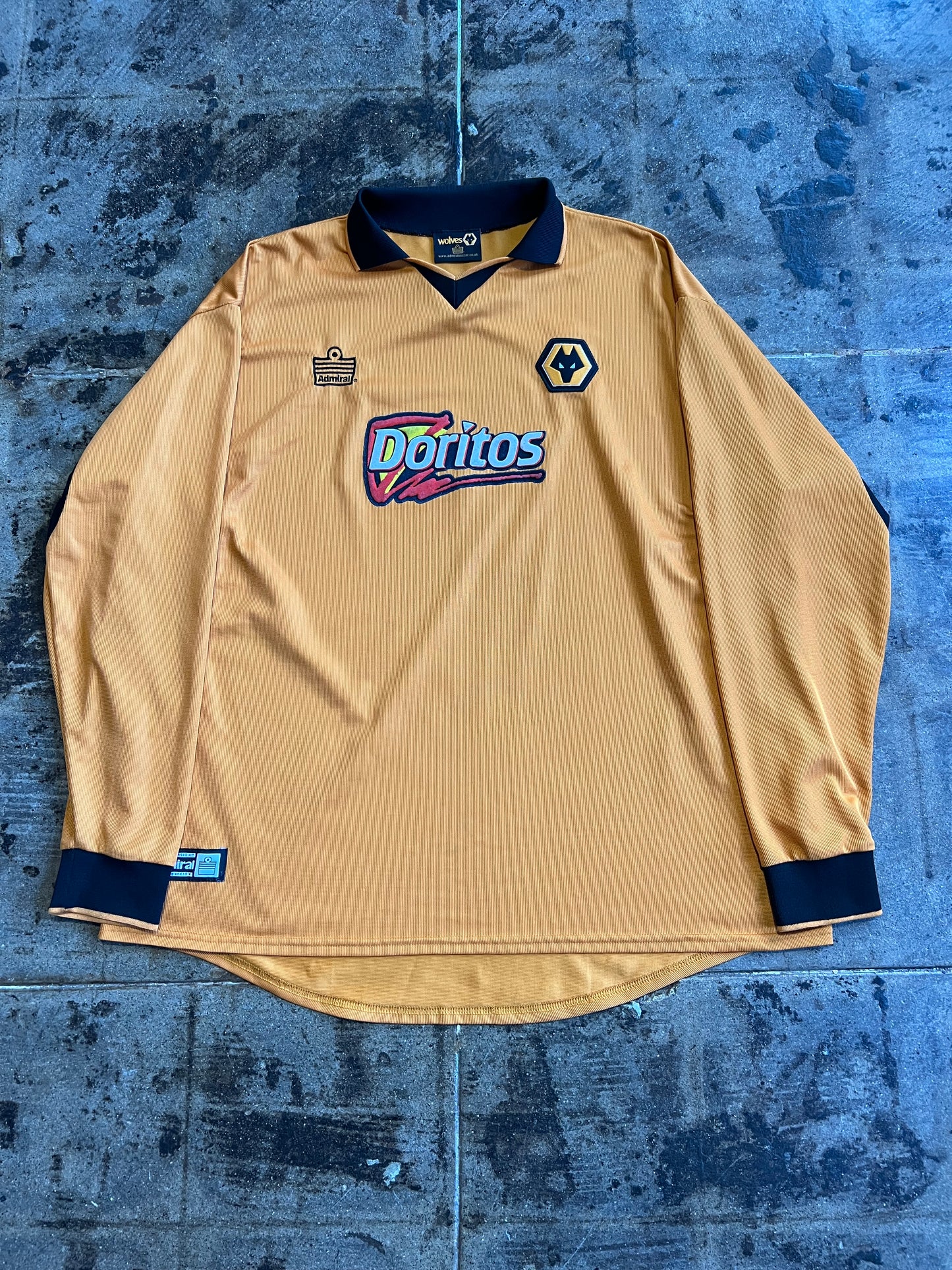02/04 ADMIRAL WOLVERHAMTON WANDERES HOME L/S JERSEY