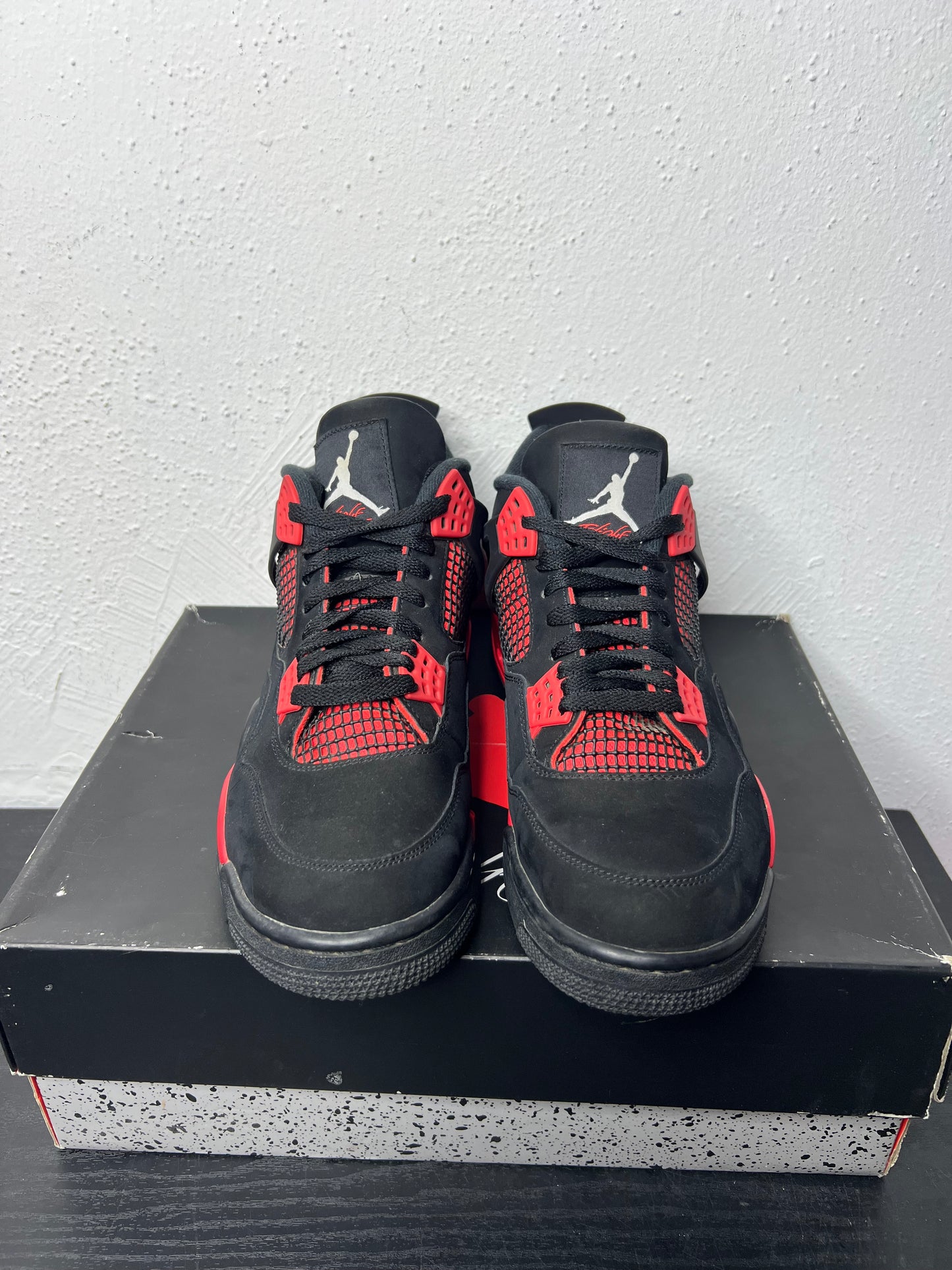 JORDAN 4 RED THUNDER USED