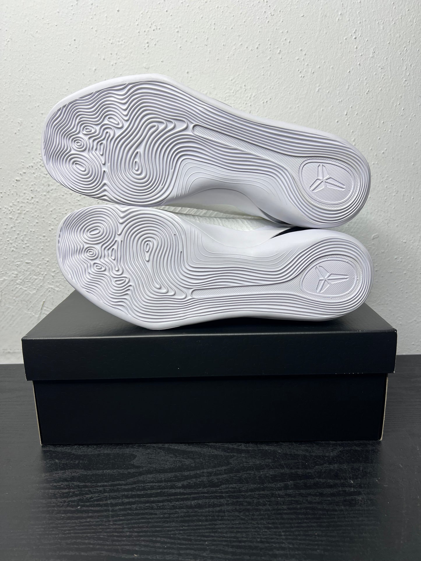 KOBE 9 ELITE LOW HALO