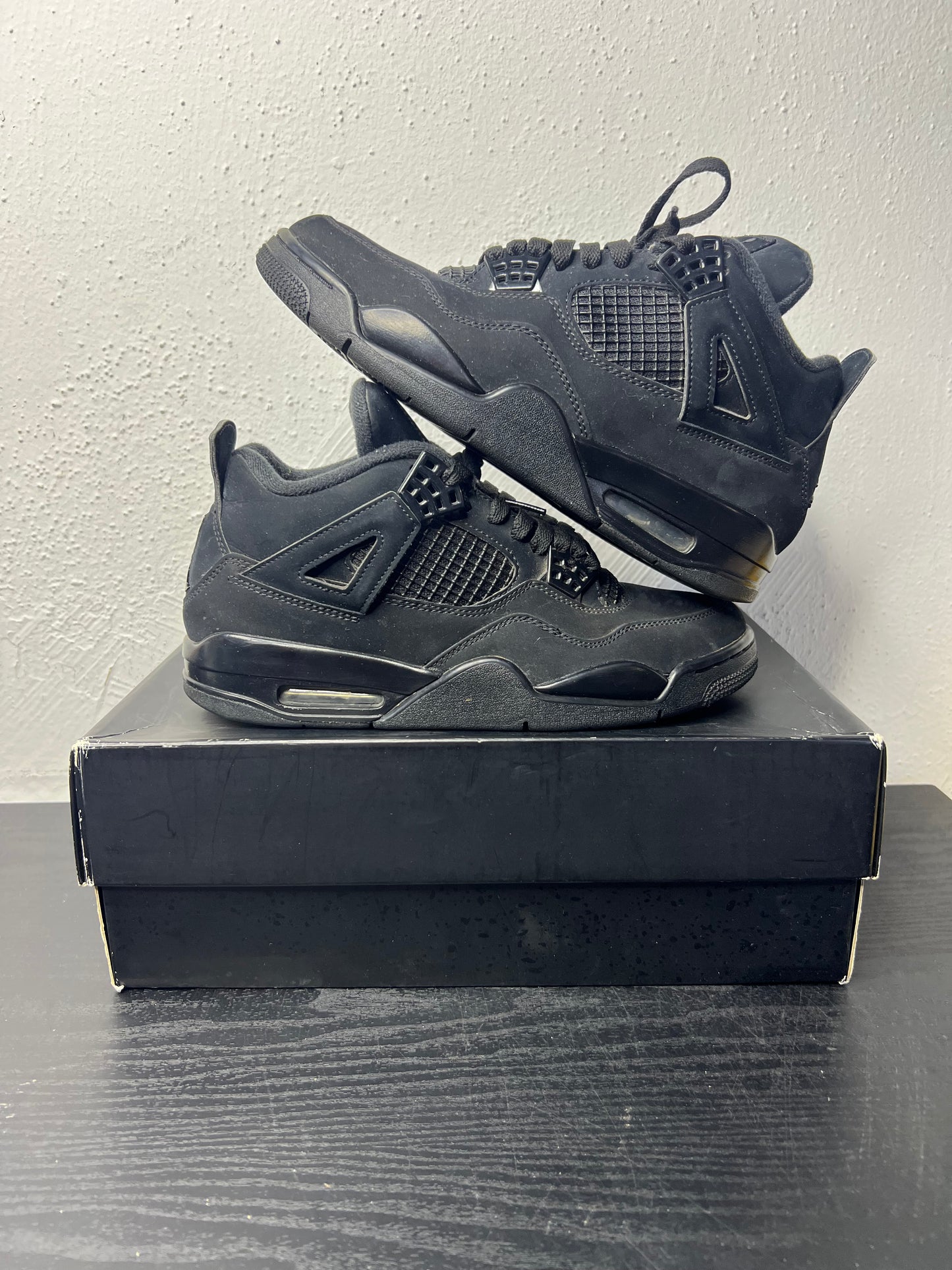 JORDAN 4 BLACK CAT (USED)