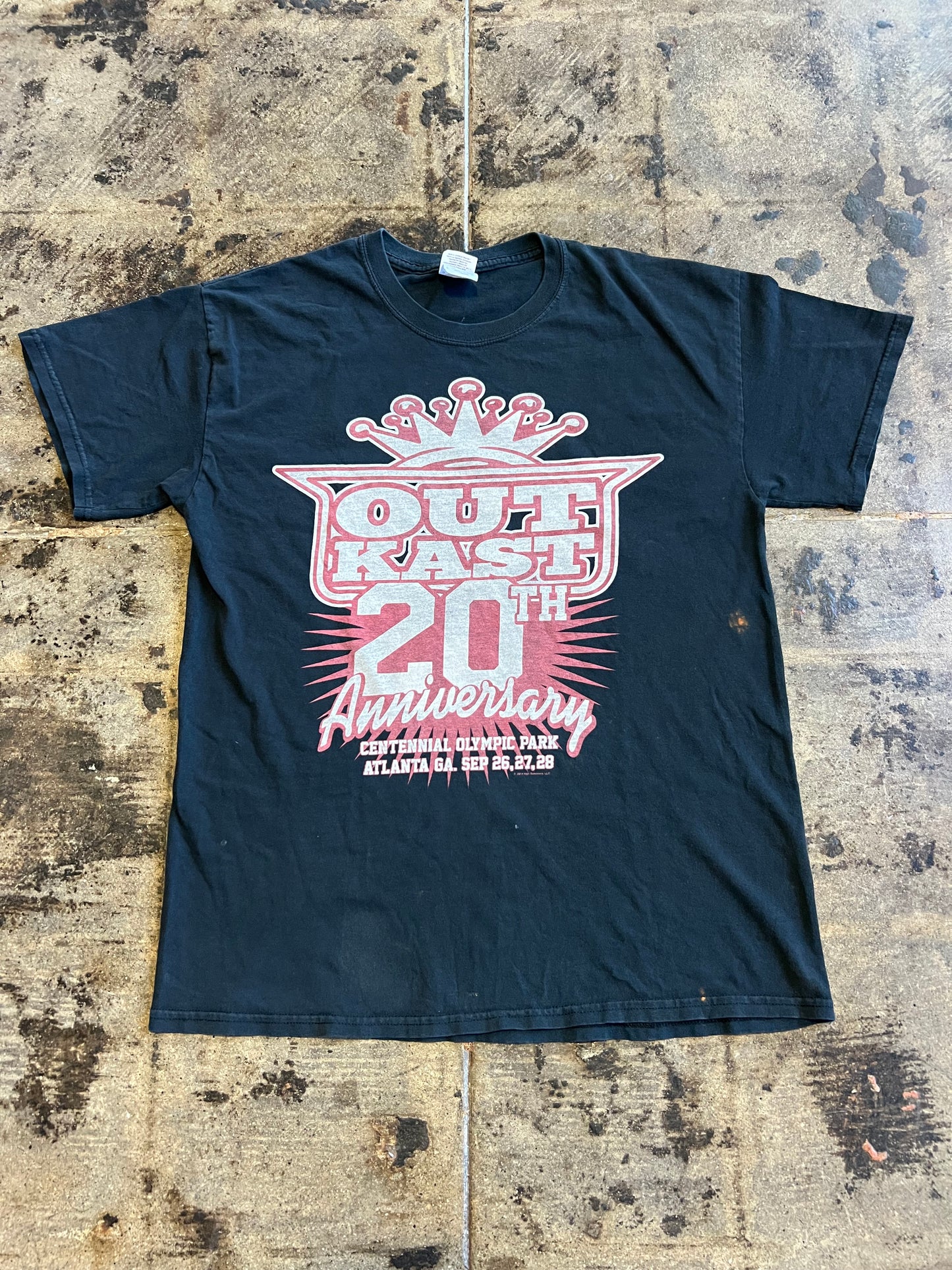 OUTKAST 20TH TEE