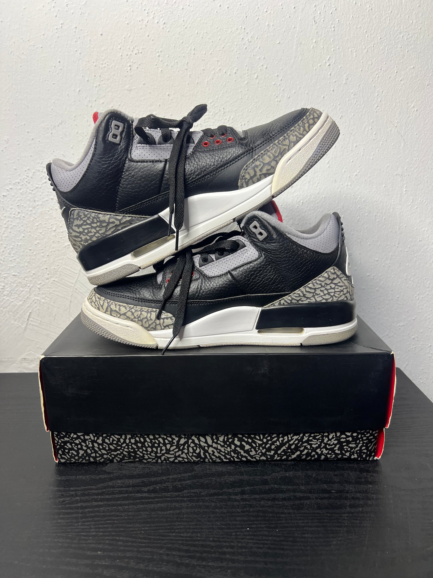 JORDAN 3 BLACK CEMENT (2018) (USED)