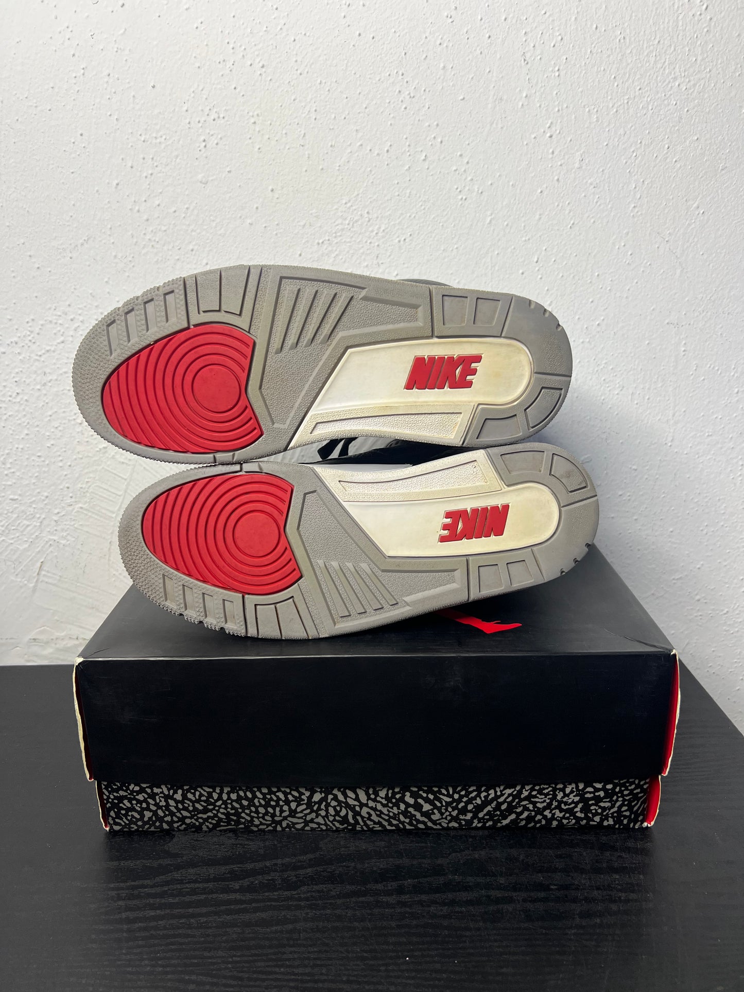 JORDAN 3 BLACK CEMENT (2018) (USED)