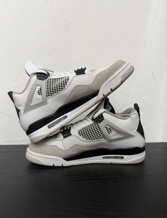 JORDAN 4 MILITARY BLACK (USED) (NB)
