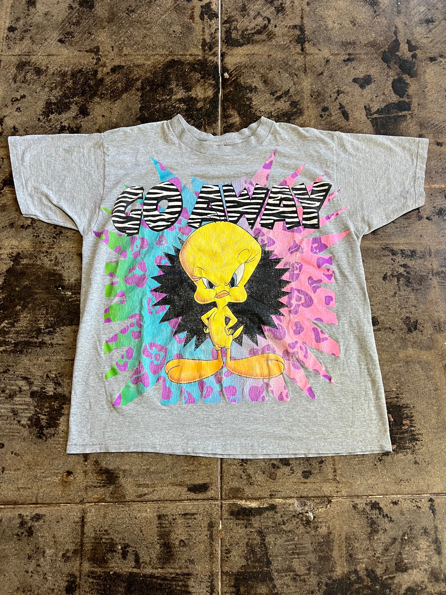 LOONEY TUNES TWEETY GO AWAY TEE