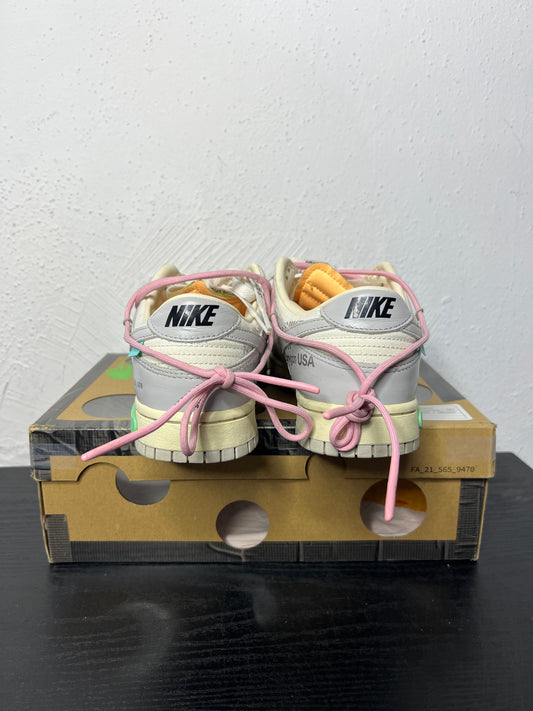 OFF WHITE DUNK LOW LOT 9 (USED)