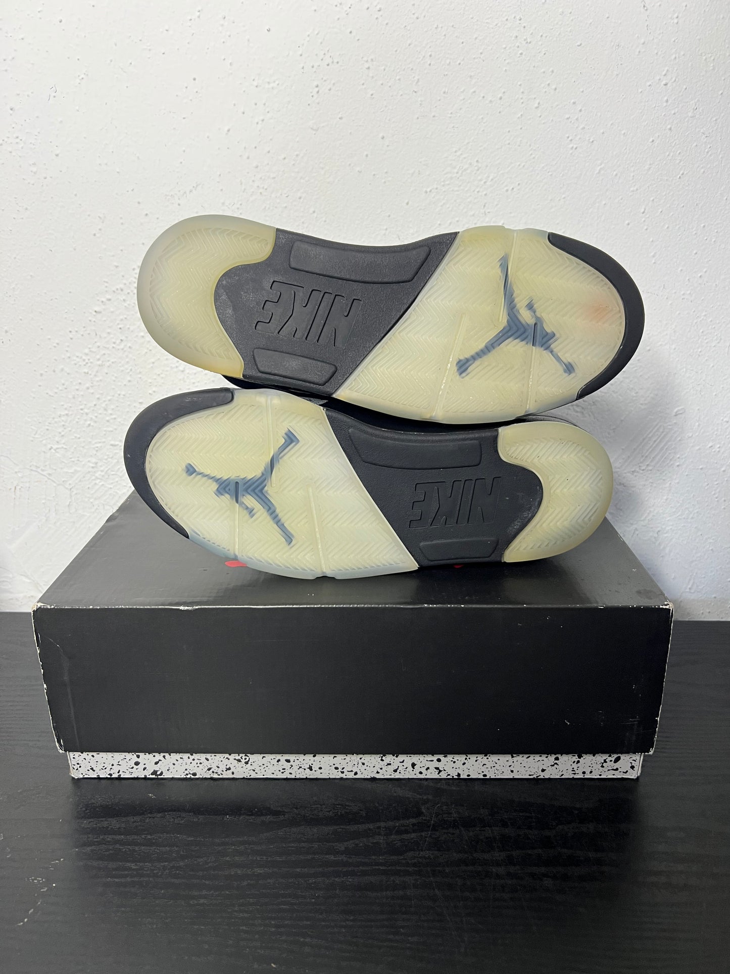 JORDAN 5 METALLIC BLACK (USED)