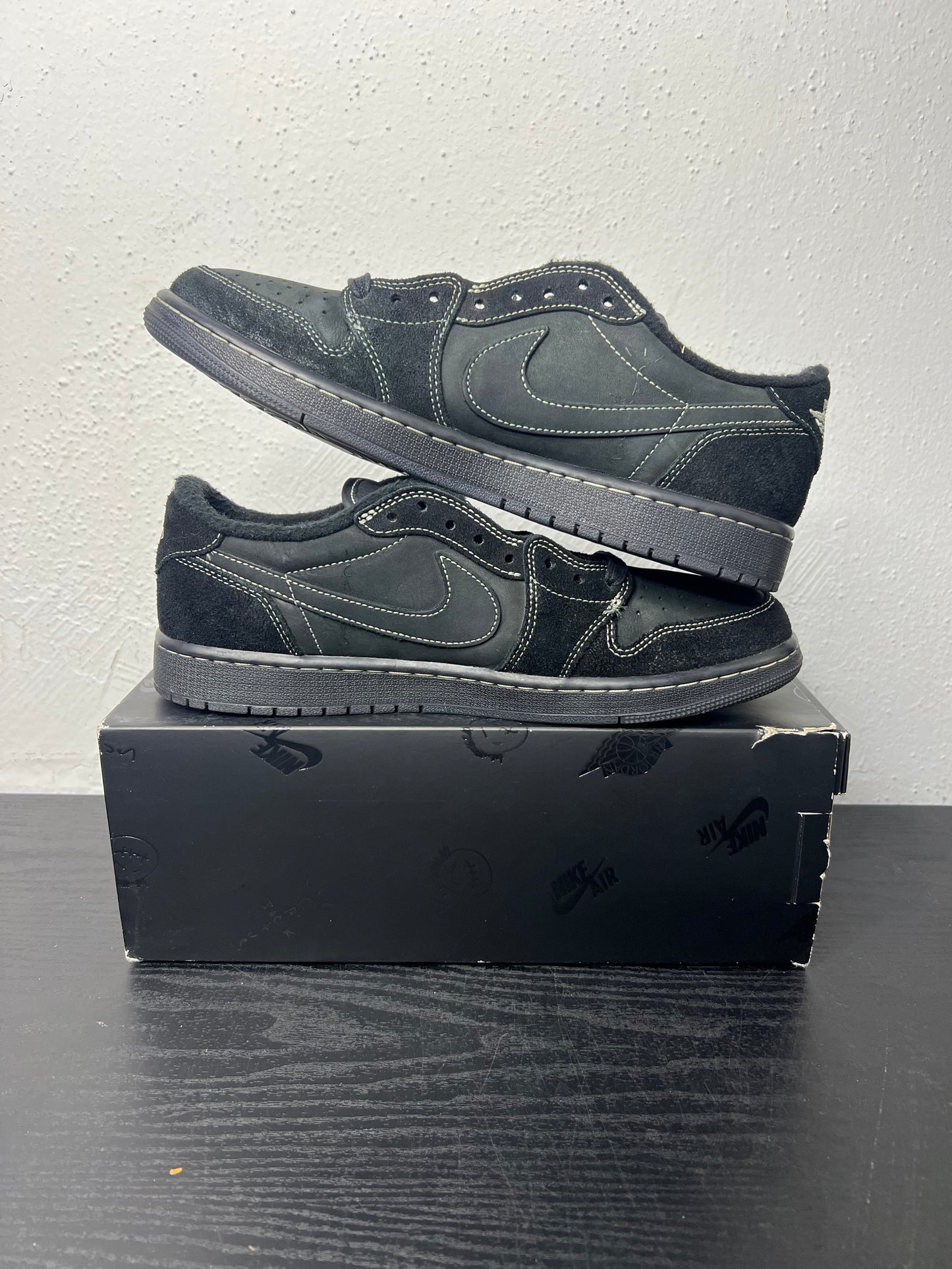 JORDAN 1 LOW TRAVIS PHANTOM (USED