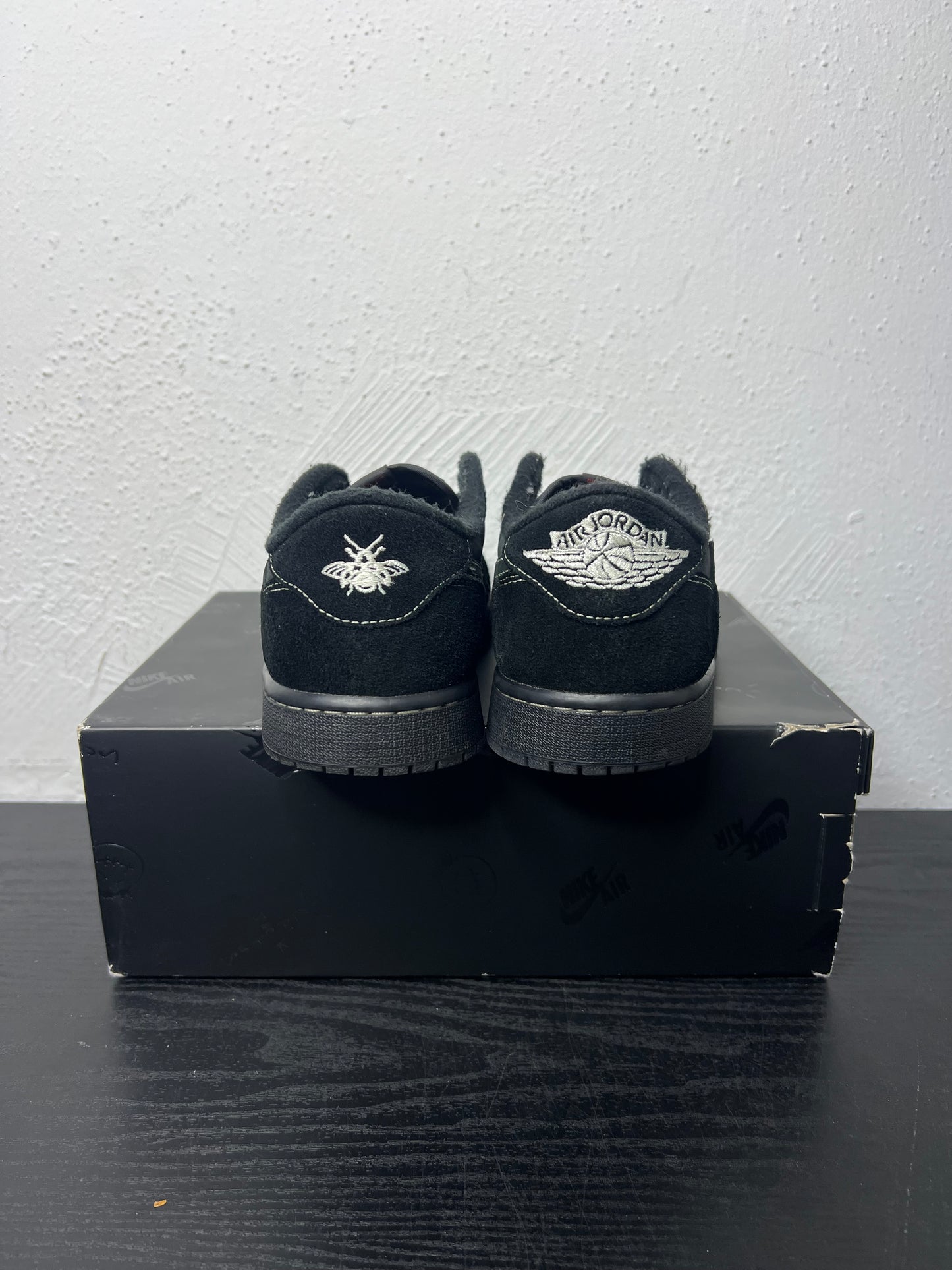 JORDAN 1 LOW TRAVIS PHANTOM (USED