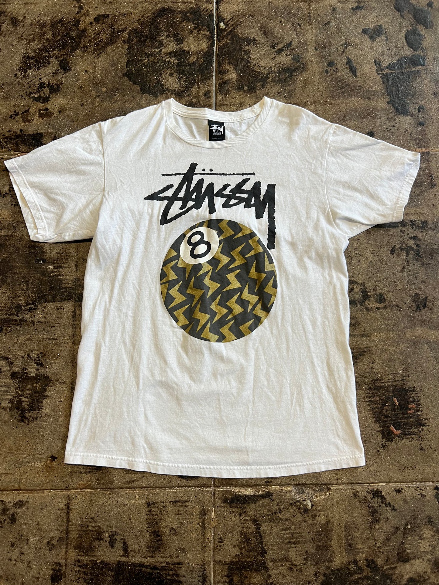 STUSSY 8 BALL BOLT TEE