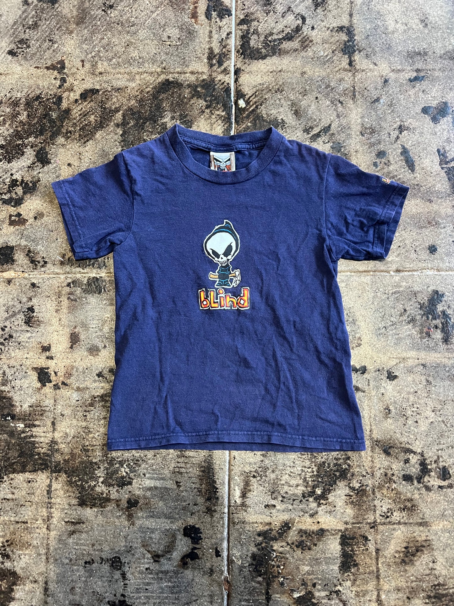 BLIND TEE