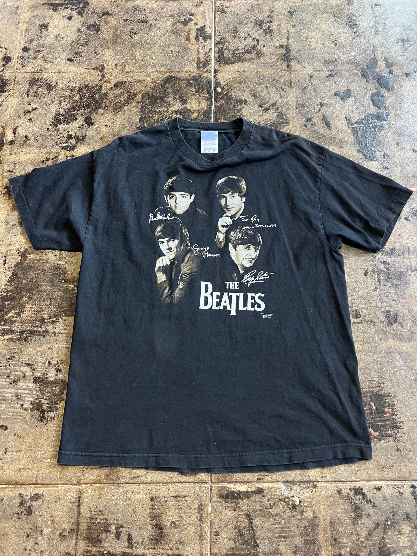 THE BEATLES BAND TEE