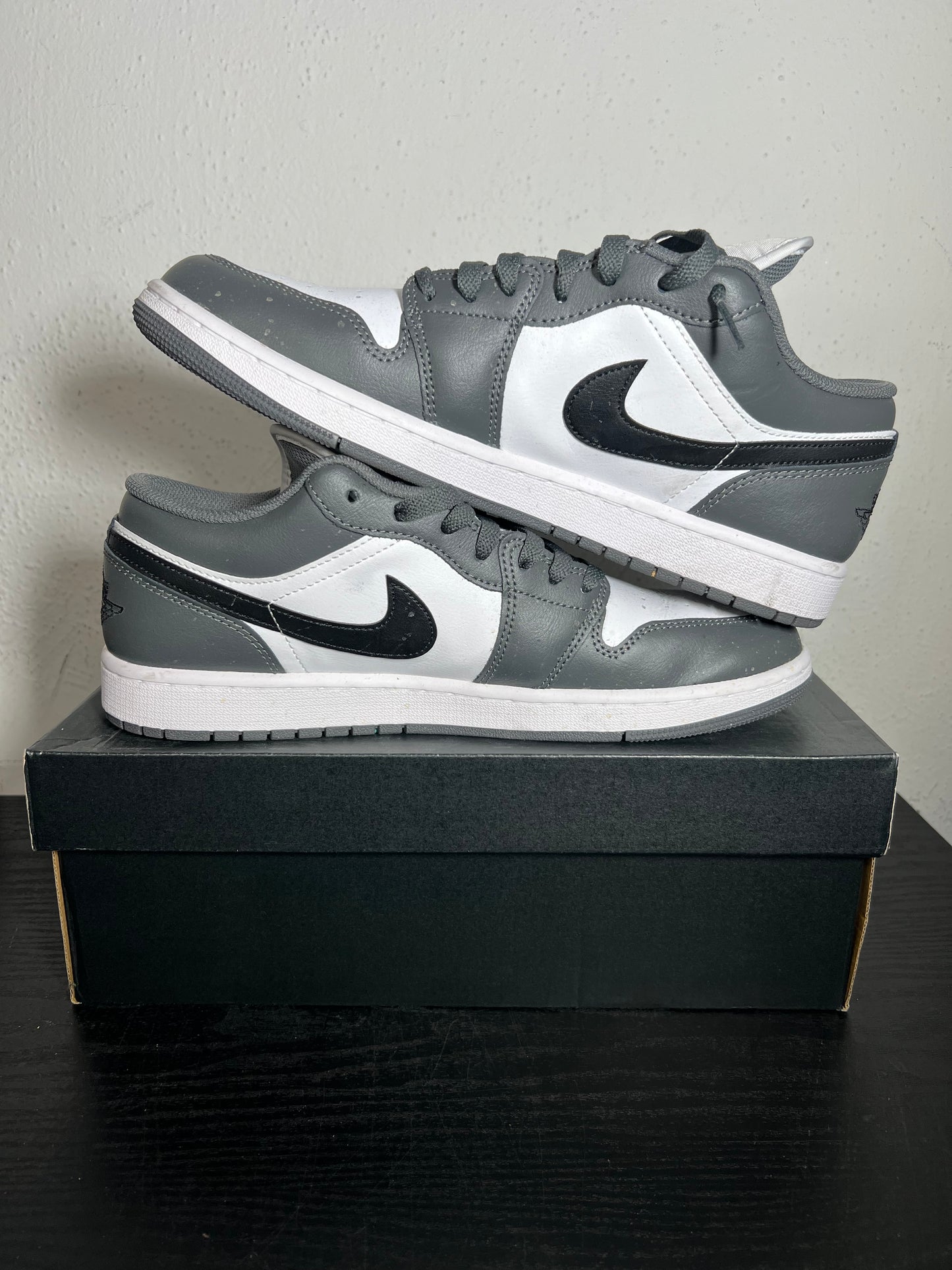 JORDAN 1 LOW IRON GREY (USED)