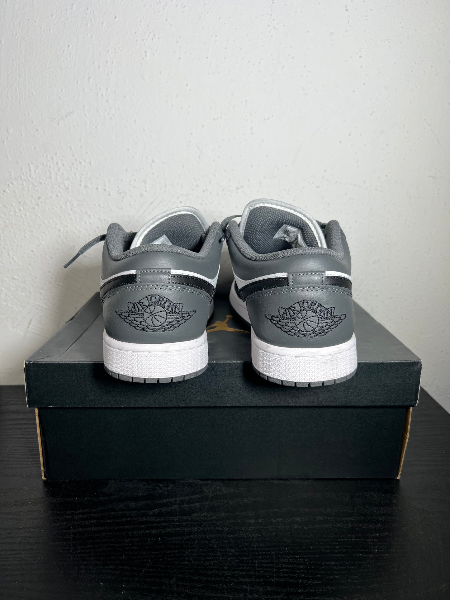 JORDAN 1 LOW IRON GREY (USED)