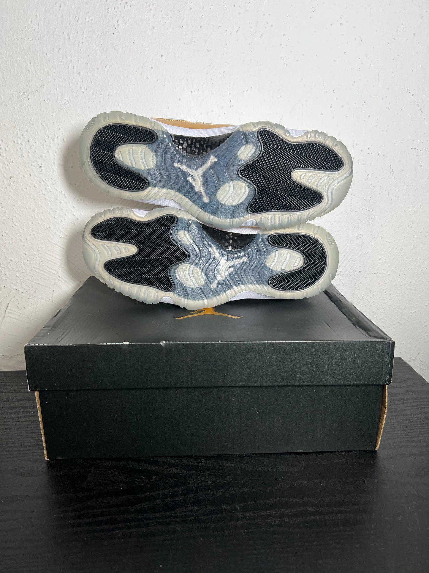 JORDAN 11 LOW CLOSING CEREMONY / 8