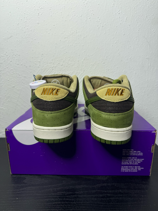 DUNK LOW SB YUTO MATCHA