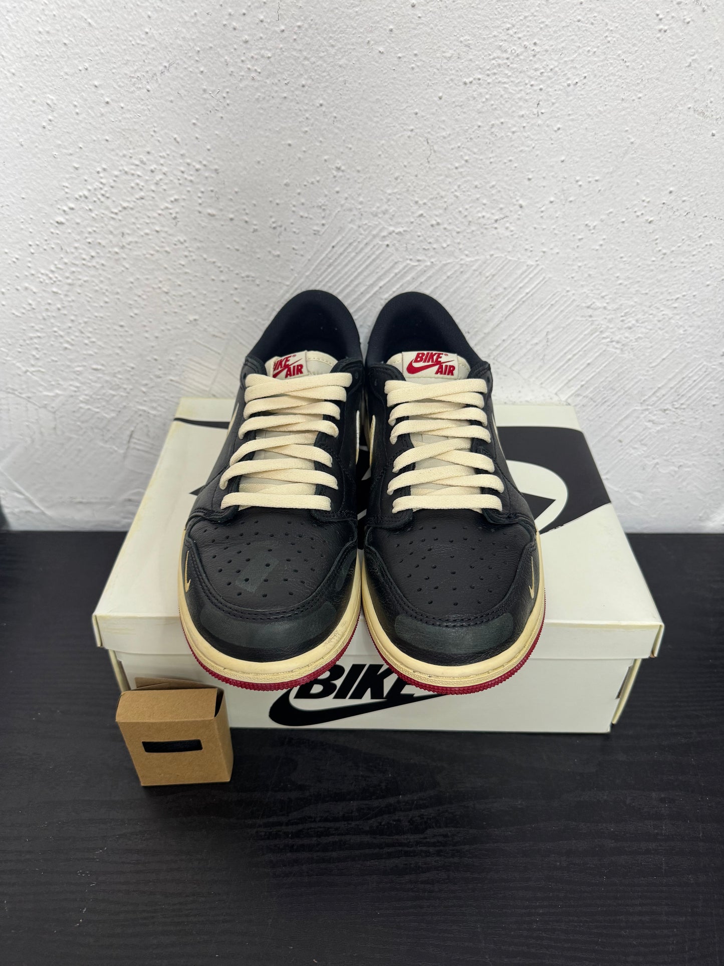 JORDAN 1 LOW NIGEL SYLVESTER BETTER WITH TIME (USED)