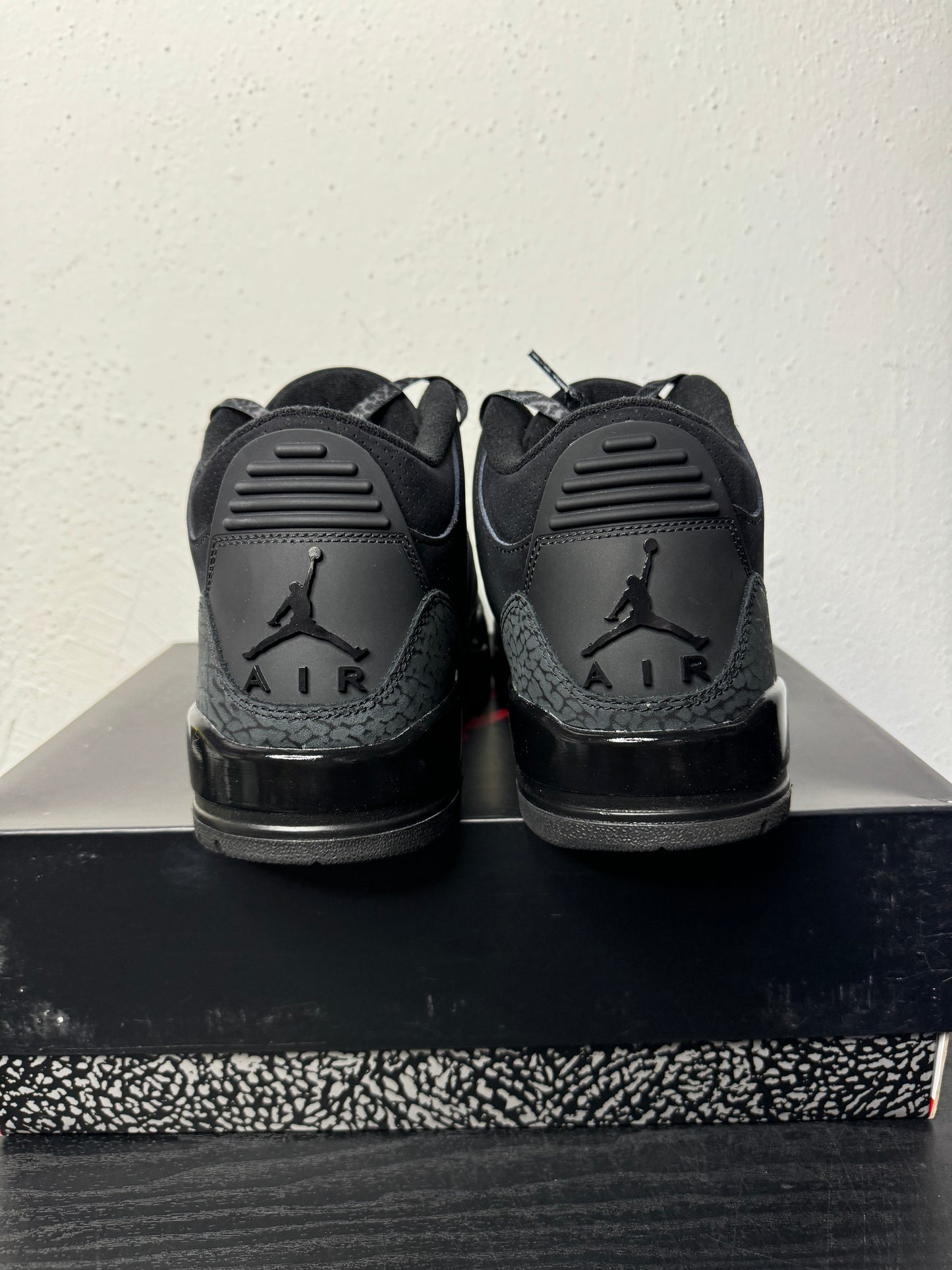 JORDAN 3 BLACK CAT (2025) (USED)