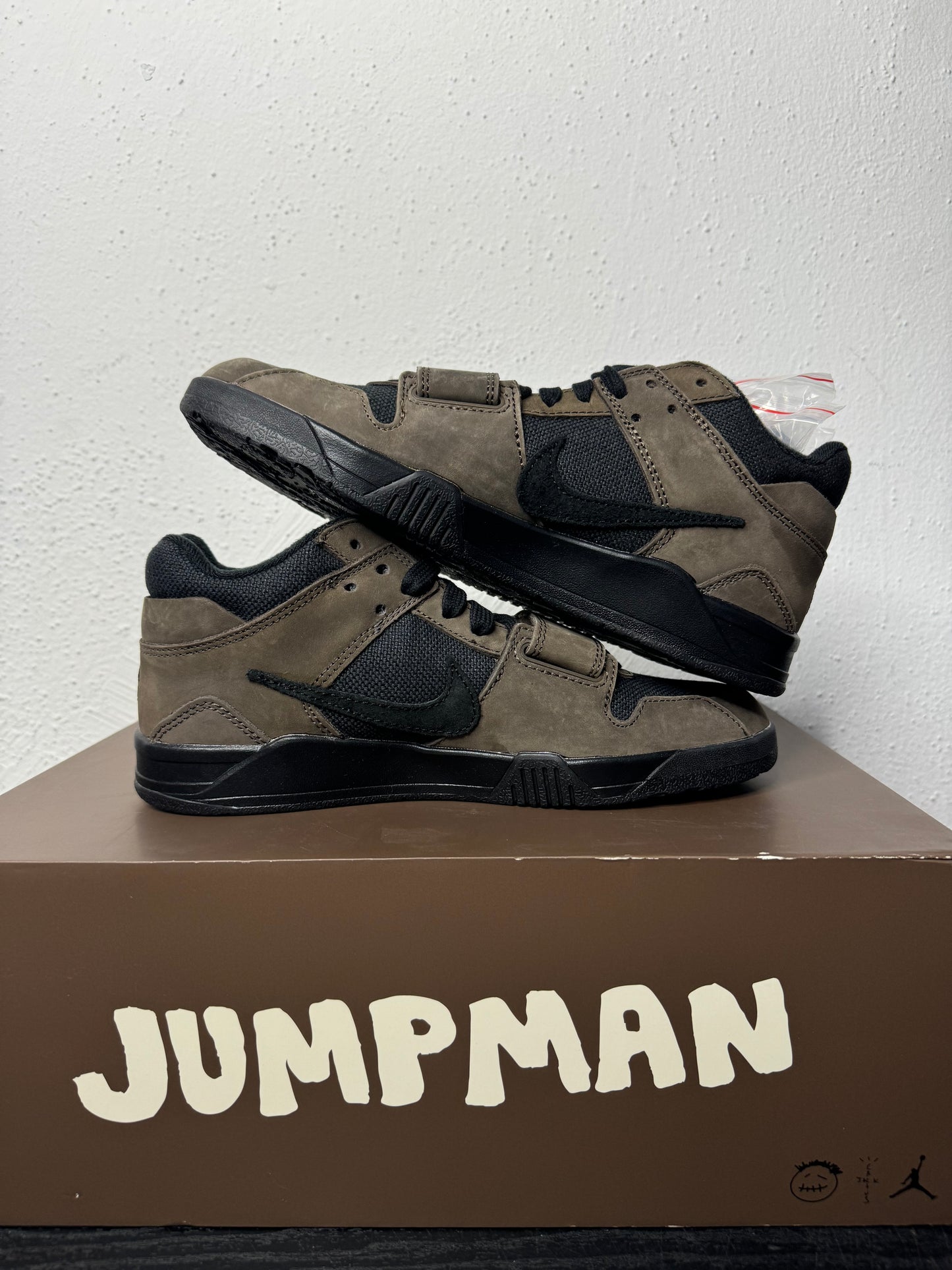 JORDAN TRAVIS JUMPMAN JACK DARK MOCHA