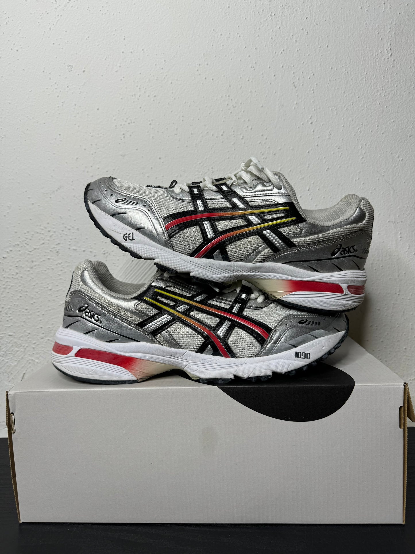 ASICS GEL-1090 WHT-BLK