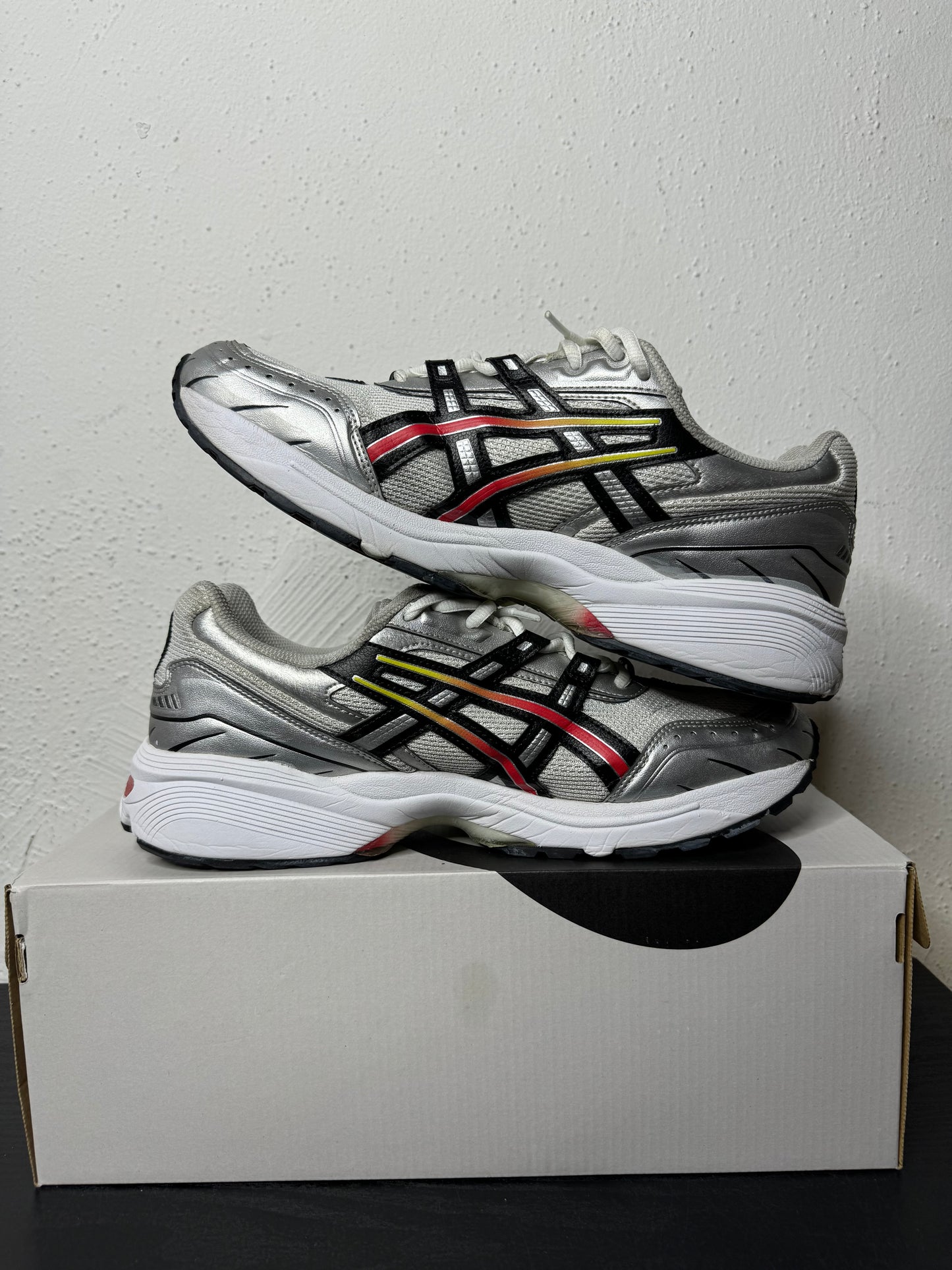 ASICS GEL-1090 WHT-BLK