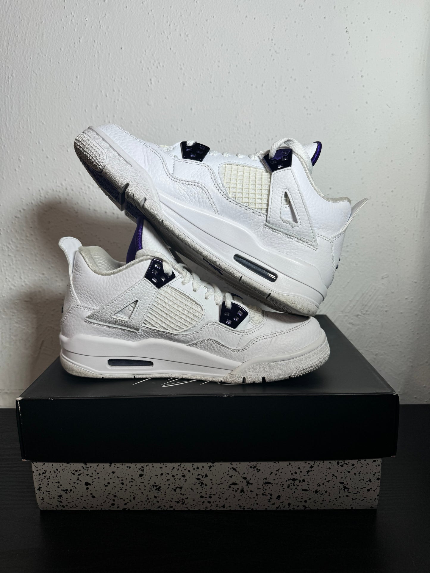 JORDAN 4 METALLIC PURPLE GS (USED)