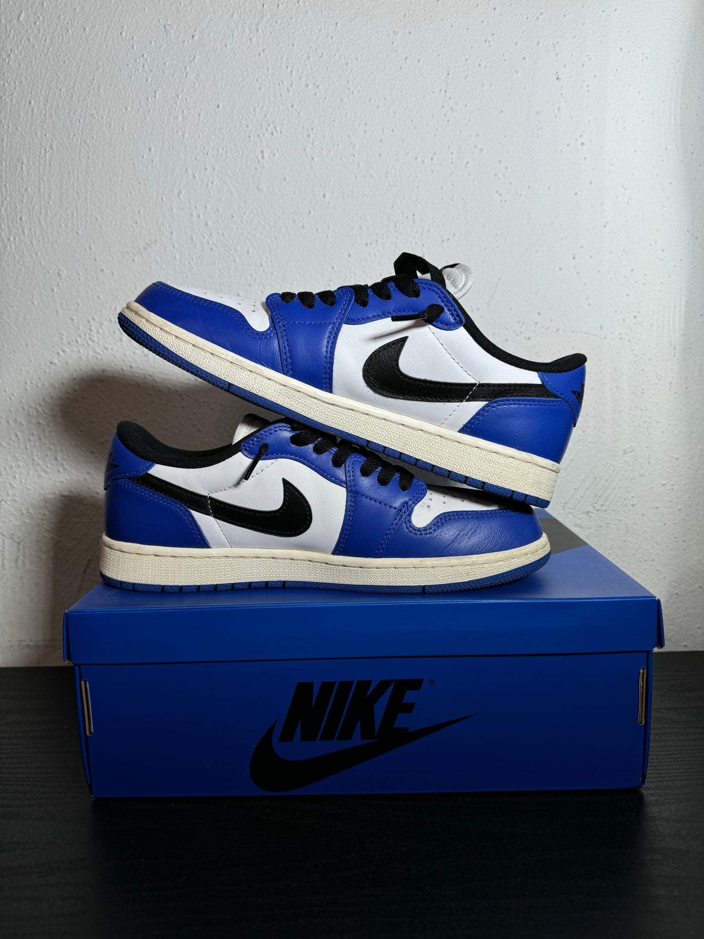 JORDAN 1 LOW GAME ROYAL (USED)