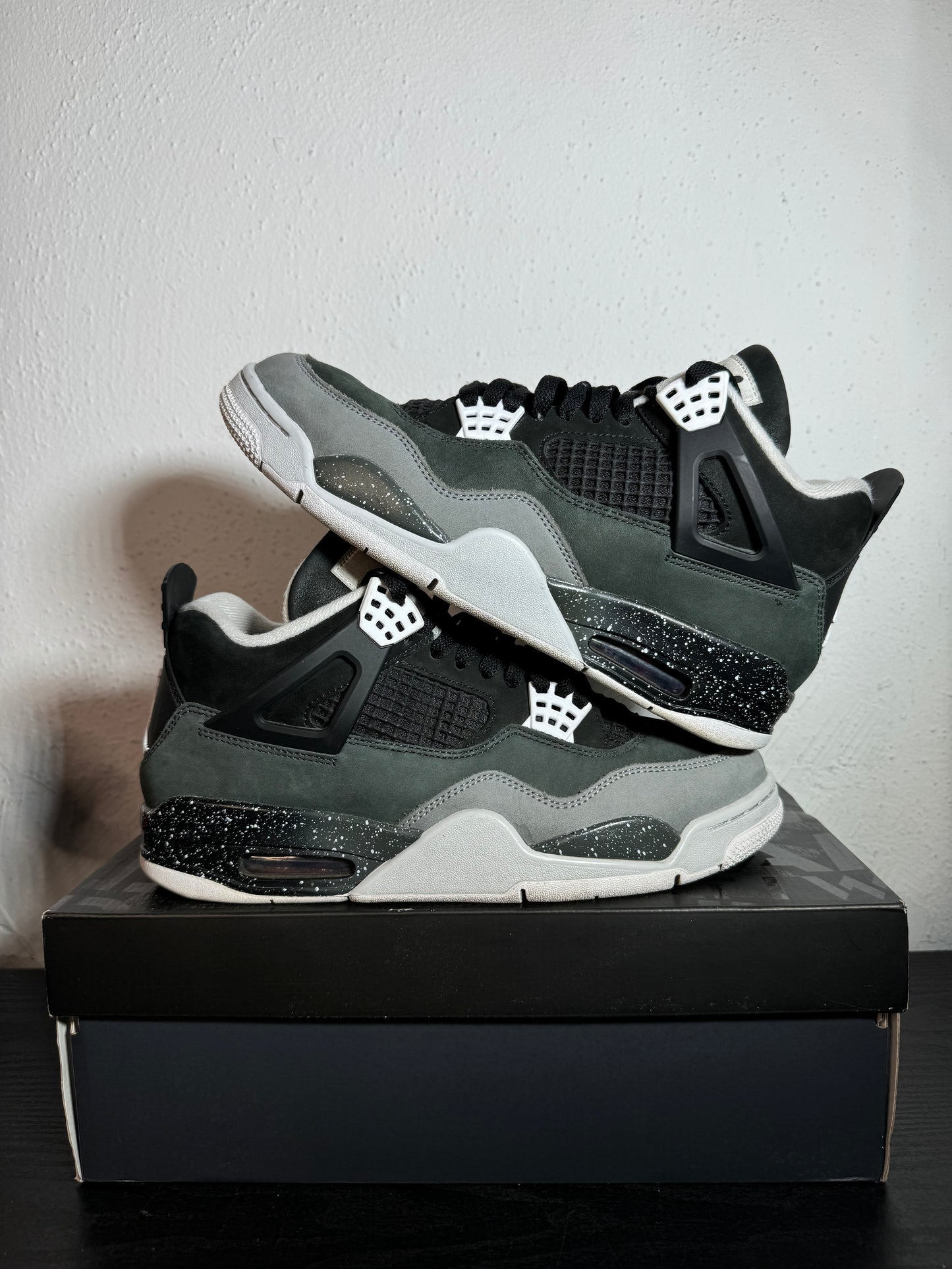 JORDAN 4 FEAR (USED)